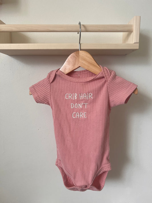 DREAM GRO CRIB HAIR DONT CARE ONESIE 6-9M