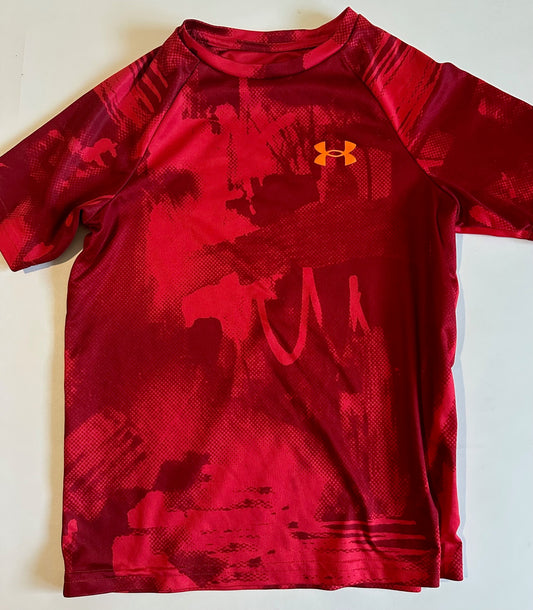 Under Armour, Red T-Shirt - Size Youth Small (6-7)