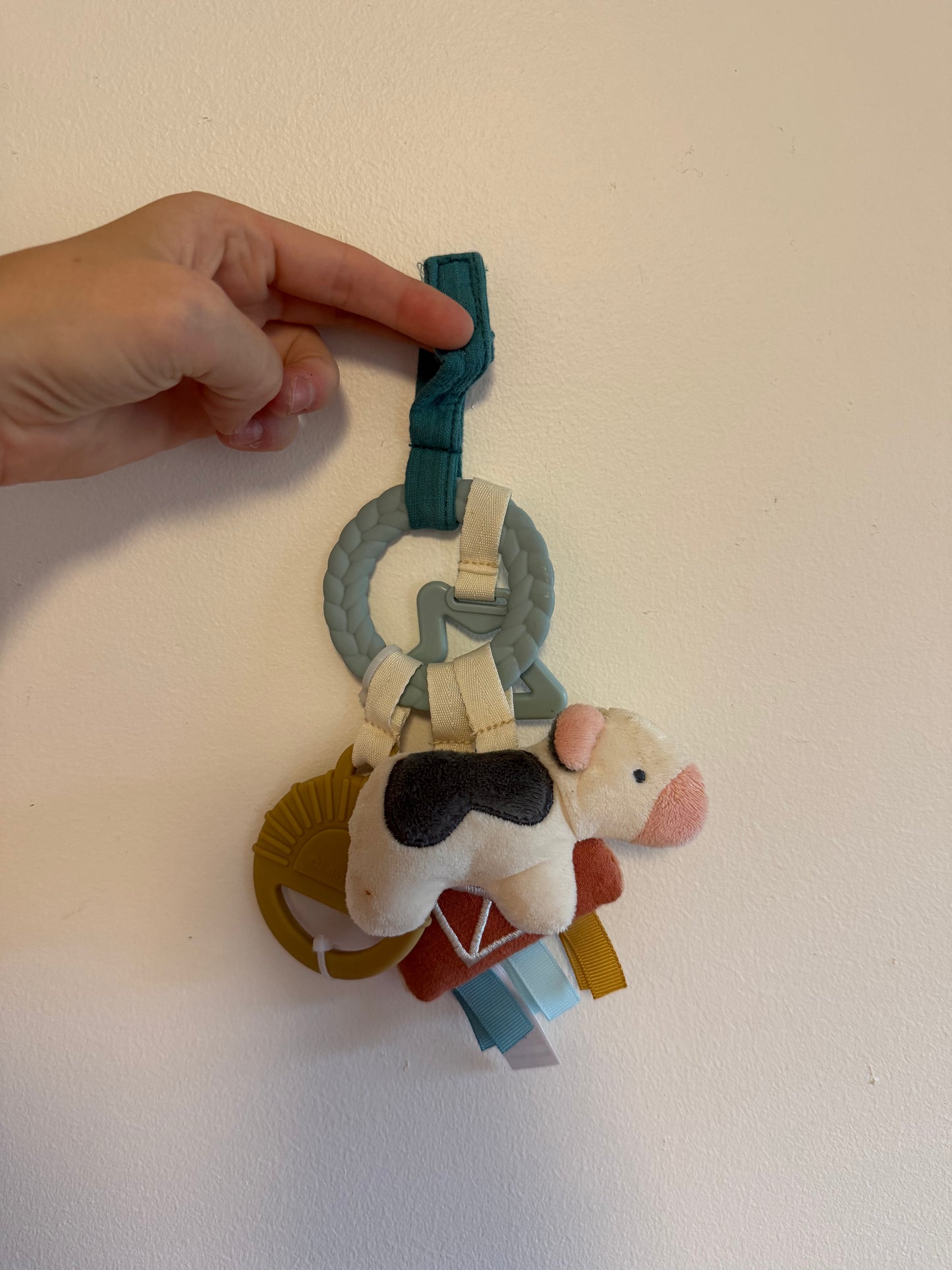 ITZY RITZY FARM CLIP TOY