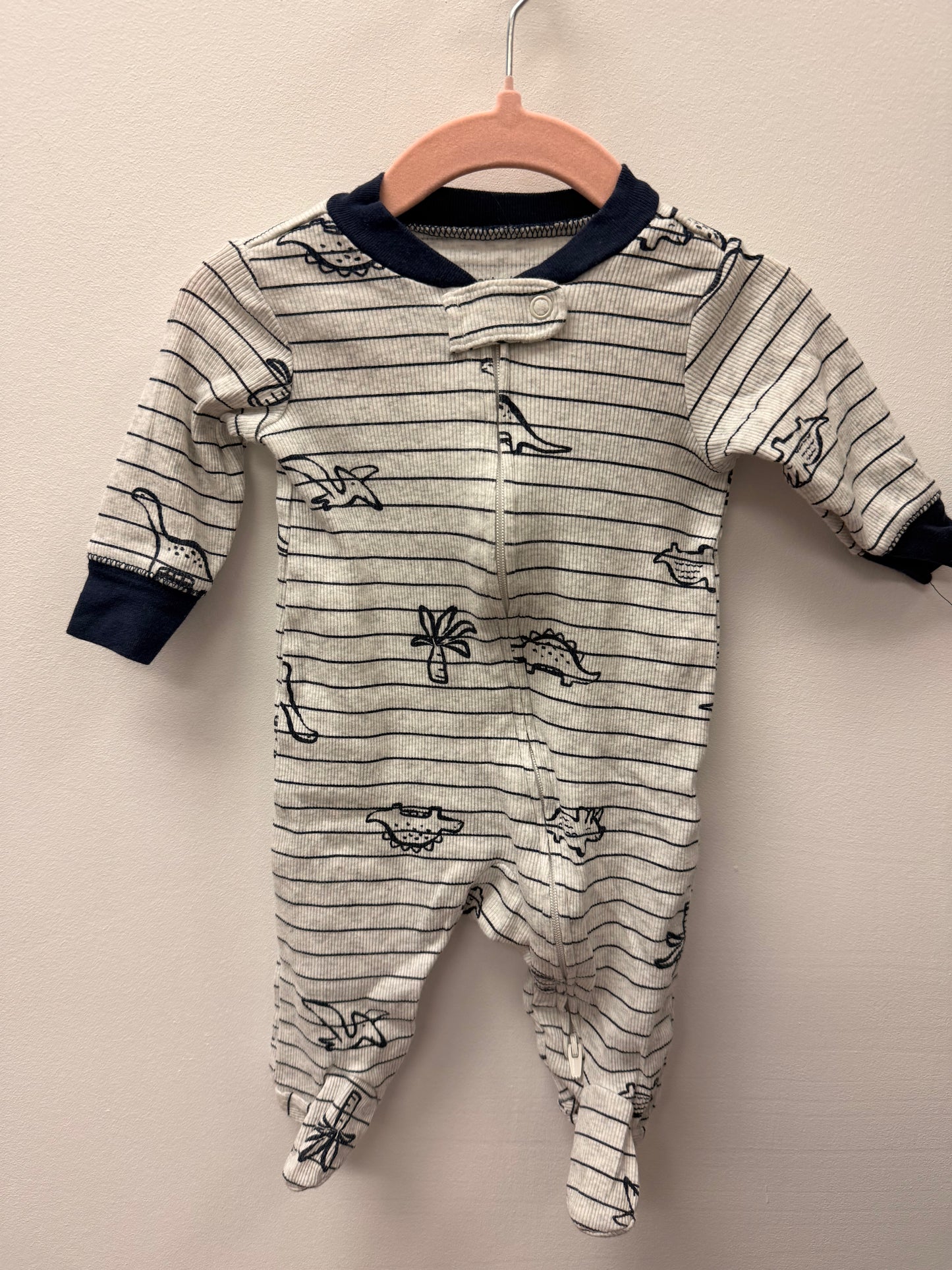 CARTERS RIBBED DINO SLEEPER SIZE 3M