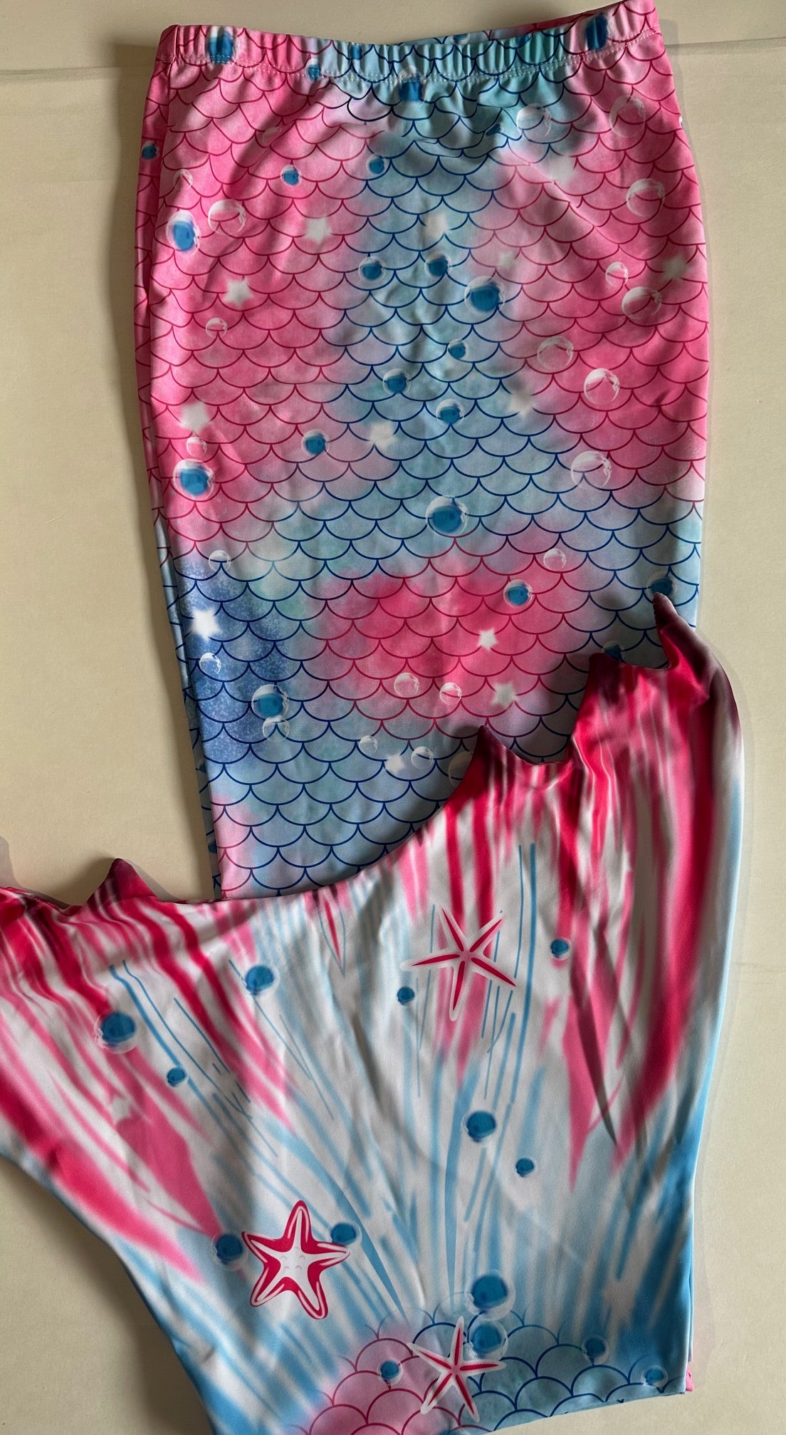 *New* Unknown Brand, Three-Piece Mermaid Bathing Suit and Tail - Size 9