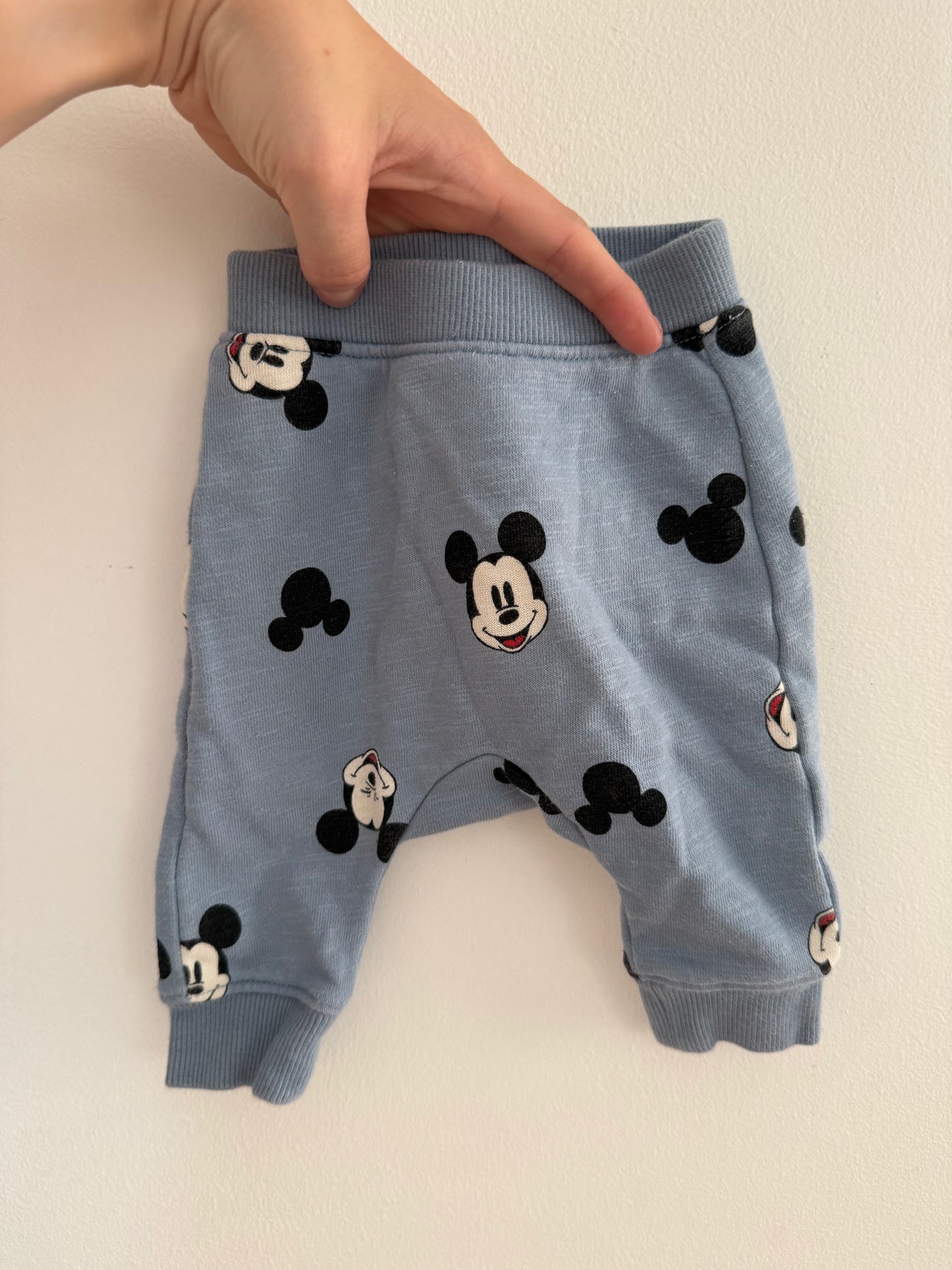 H&M MINNIE MOUSE PANTS SIZE 0-1M