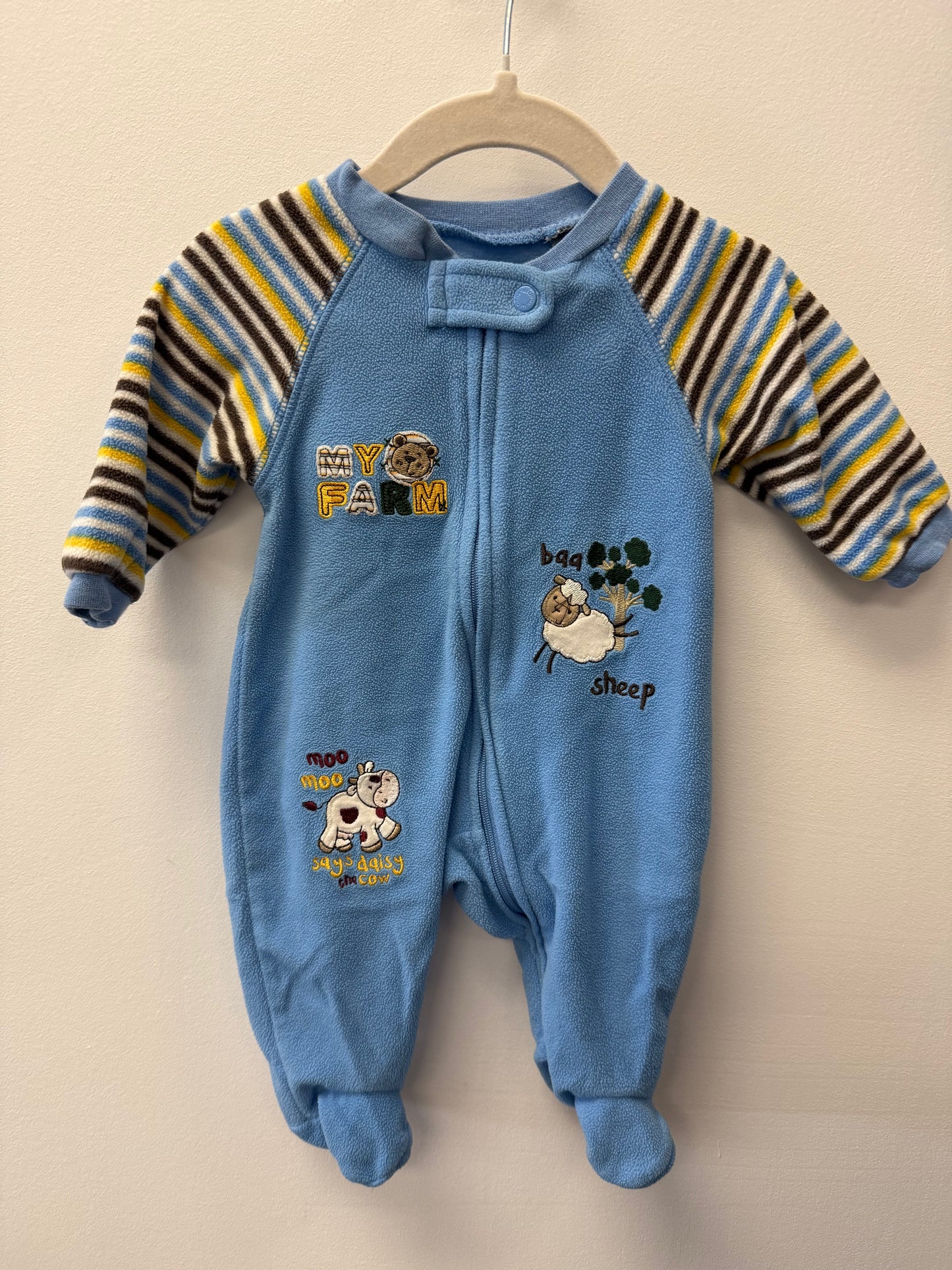 UNKNOWN BRAND FLEECE FARM SLEEPER SIZE 0-3M