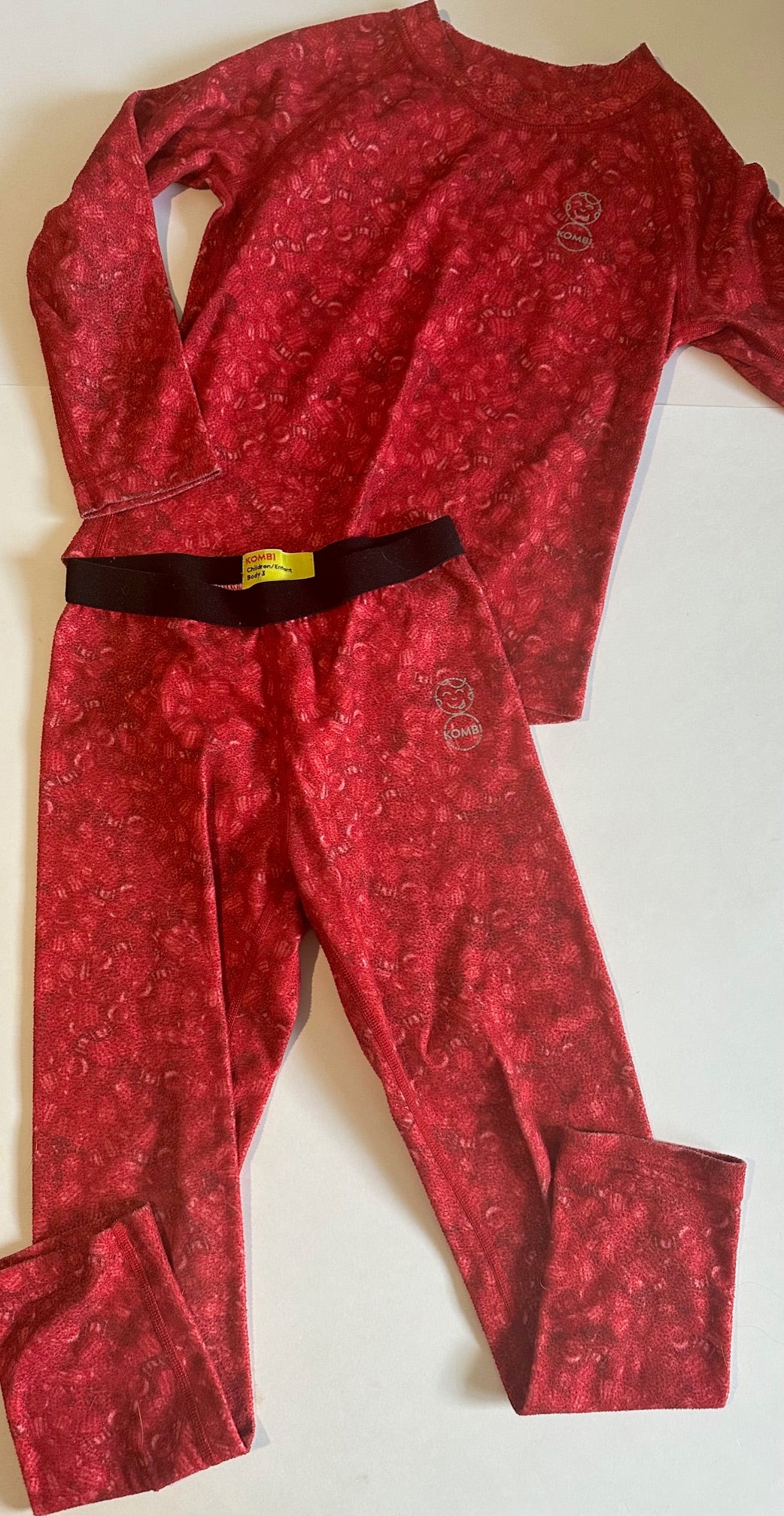 *Play* Kombi, Red Shirt and Pants Set - Size Small (5-6)