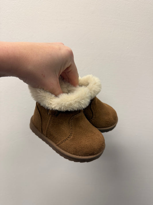 WONDER NATION BOOTS SIZE 3 TODDLER