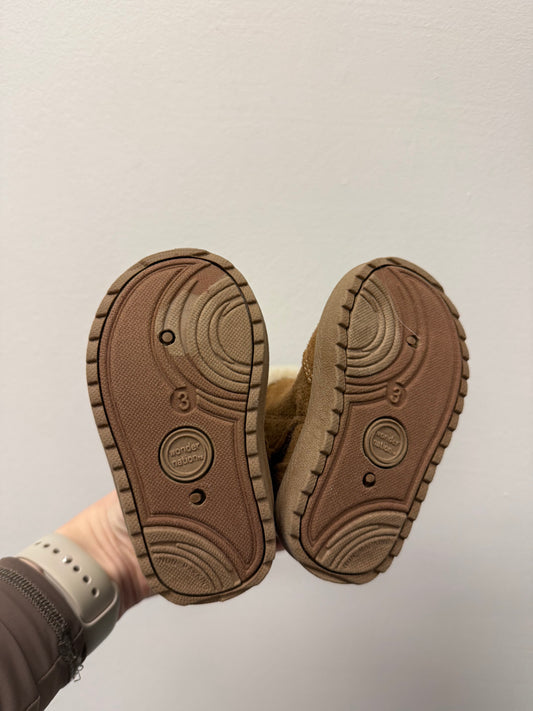 WONDER NATION BOOTS SIZE 3 TODDLER