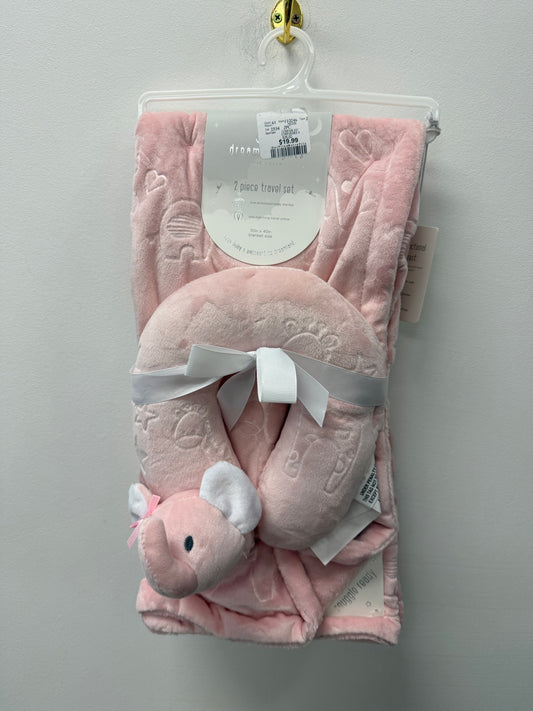 NEW WITH TAGS DREAMY NIGHTS BLANKET