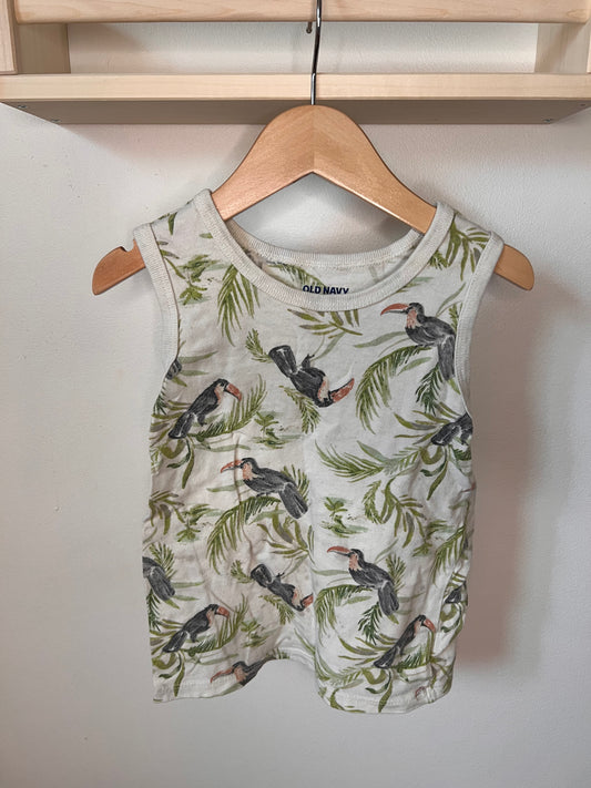 OLD NAVY PARROT TANK SIZE 4