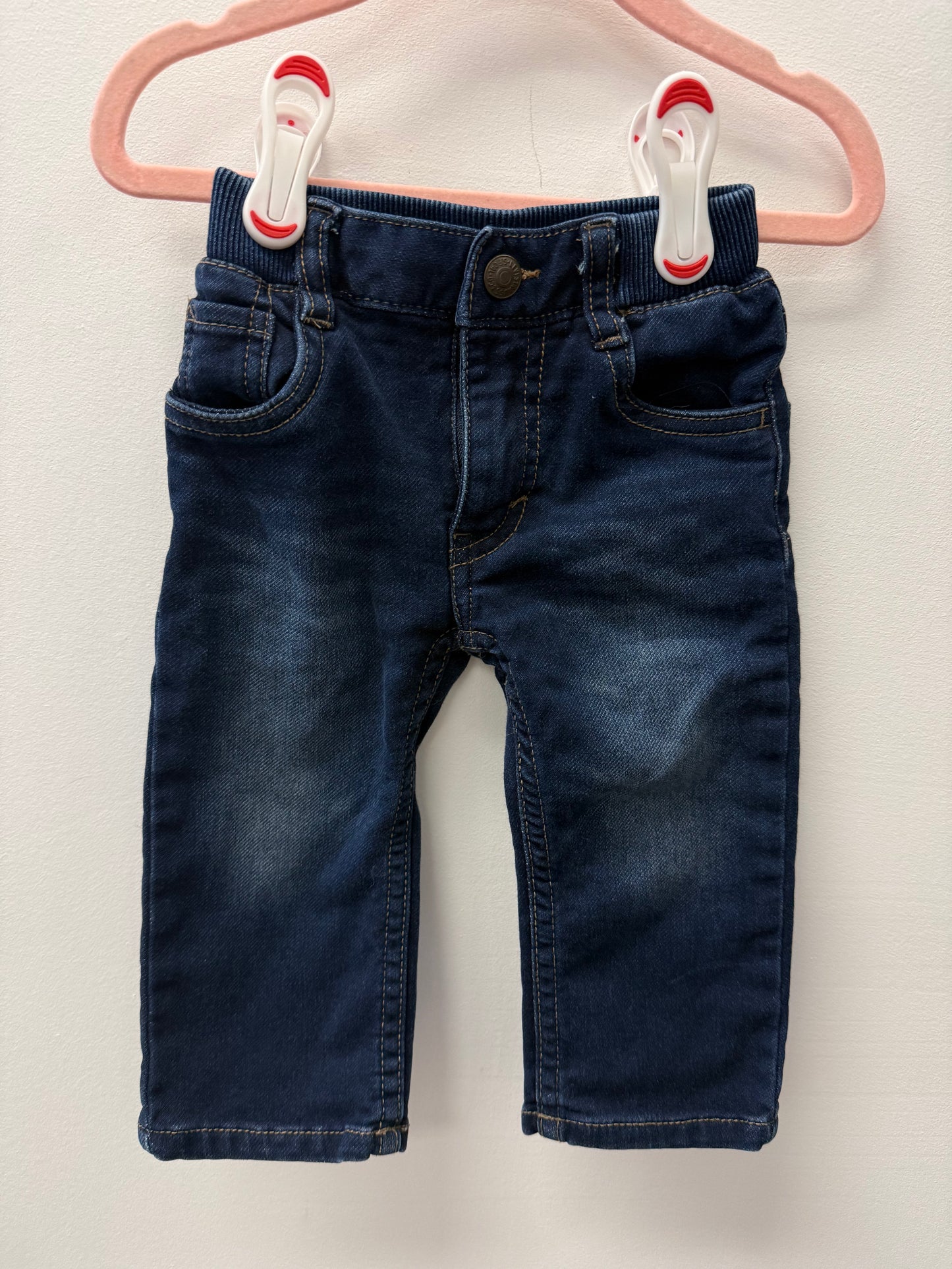 LEVI STRETCHY JEANS SIZE 12M