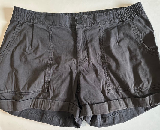 *Adult* Mountain Hard Wear, Grey Shorts - Size 10