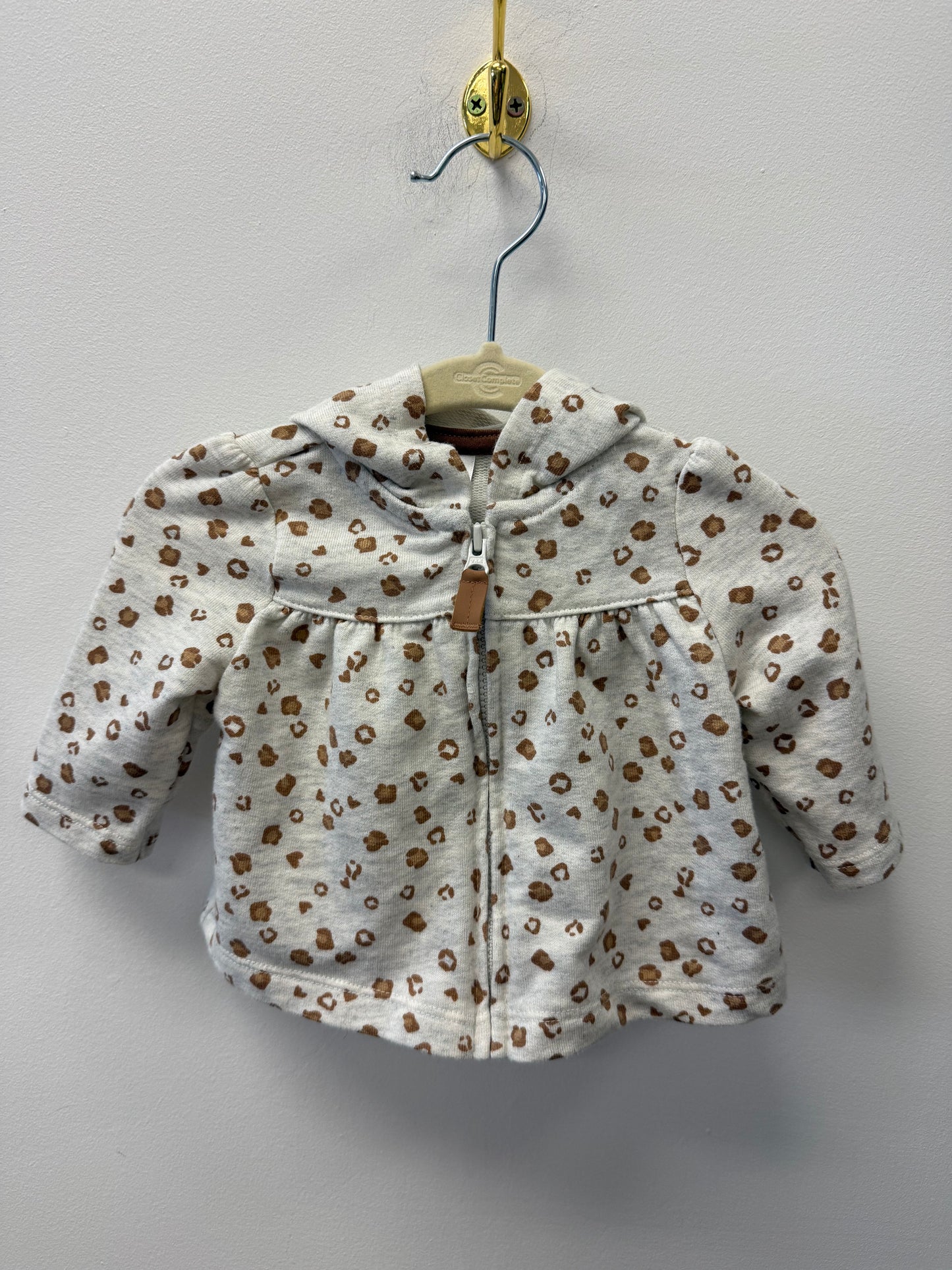 CARTERS CHEETAH SWEATER SIZE NEWBORN
