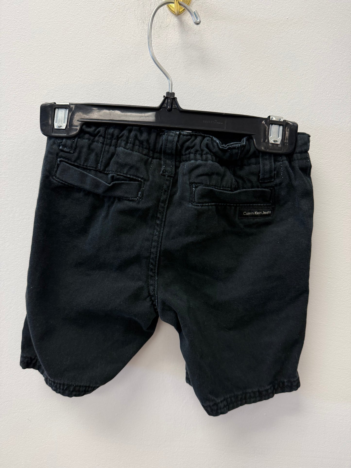 CALVIN KLEIN BLACK SHORTS SIZE 2T