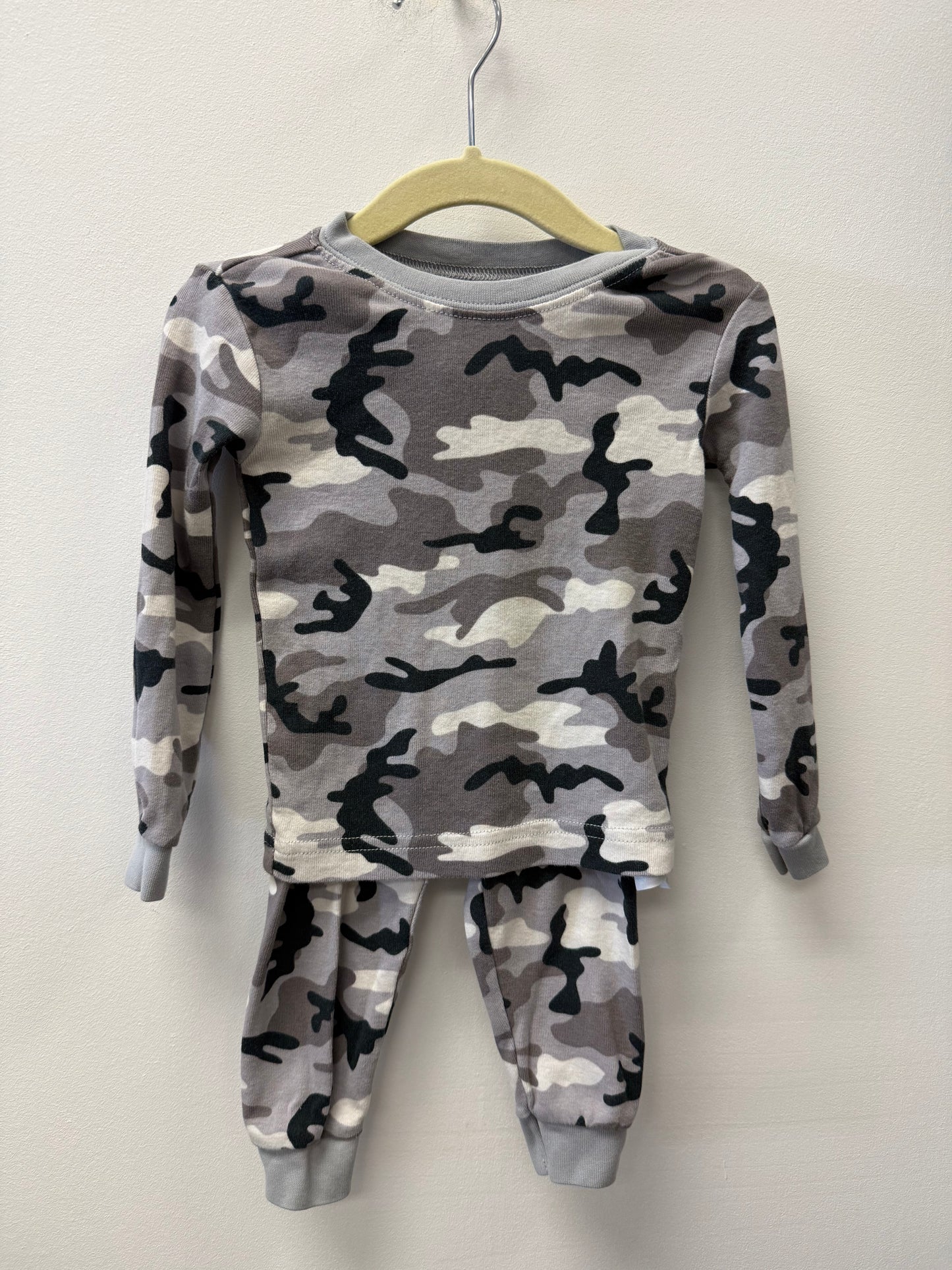 PETIT LEM CAMO PJ'S SIZE 18M