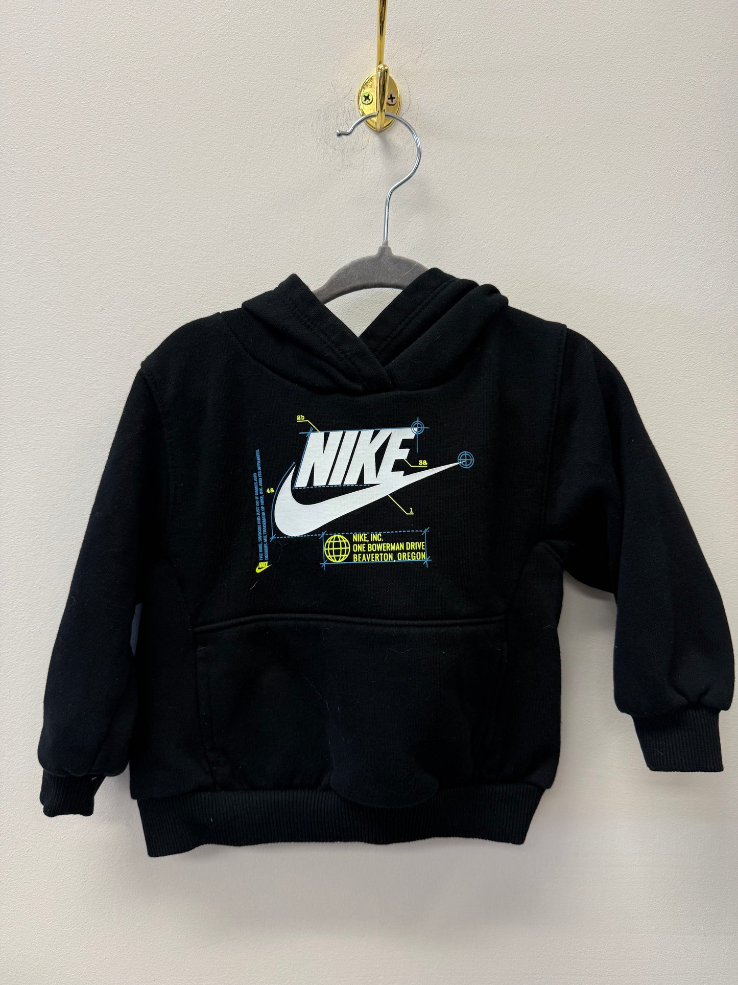 NIKE HOODIE SIZE 18M
