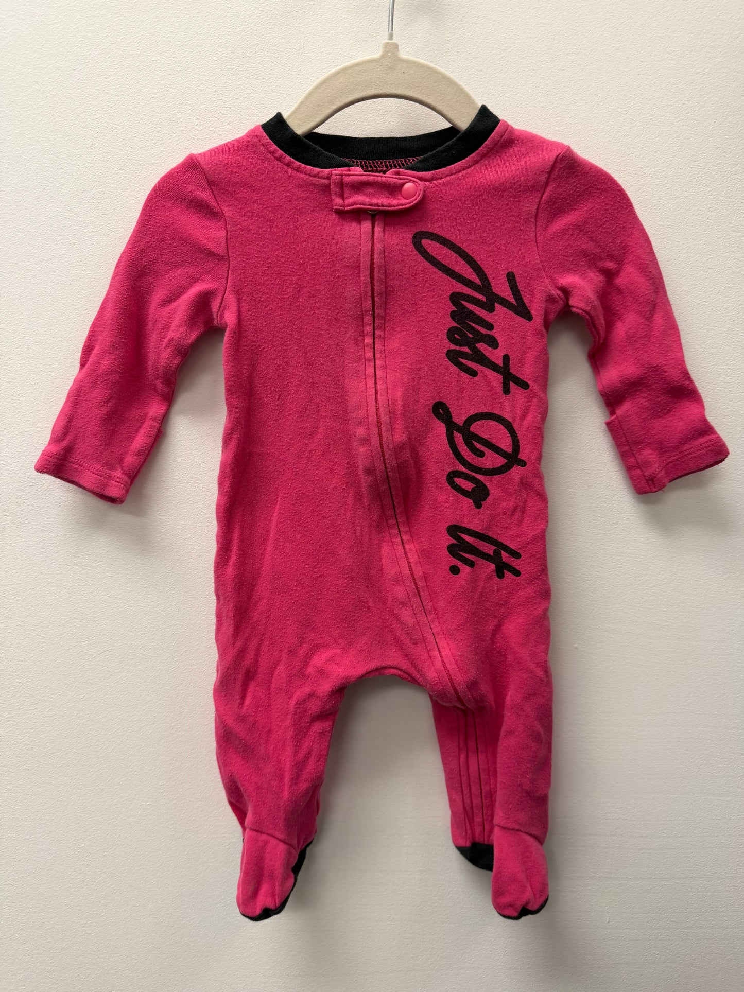 NIKE PINK SLEEPER SIZE 3M