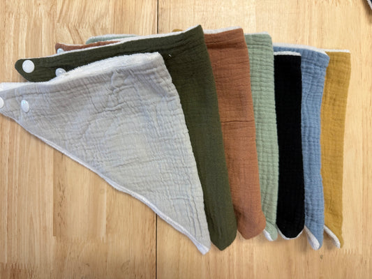 MUSLIN BIBS 7 PACK #2