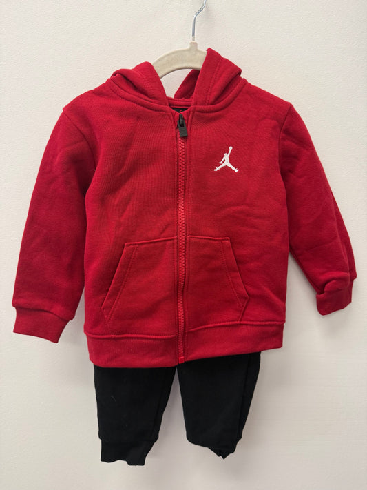 JORDAN AIR TRACK SUIT SIZE 18M