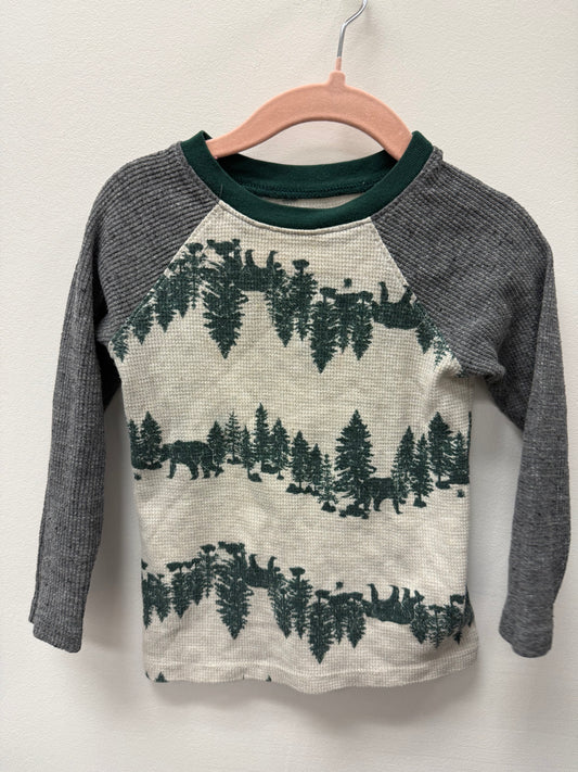 OLD NAVY TREE SHIRT SIZE 2T