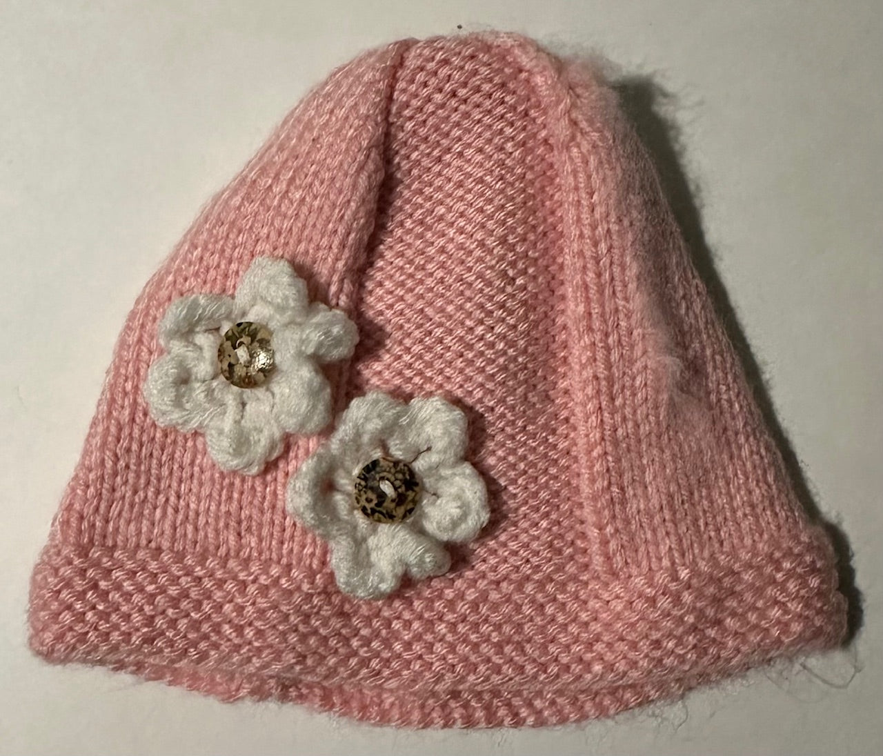 *Play* Unknown Brand, Pink Knitted Toque with White Flowers - 0-6 Months