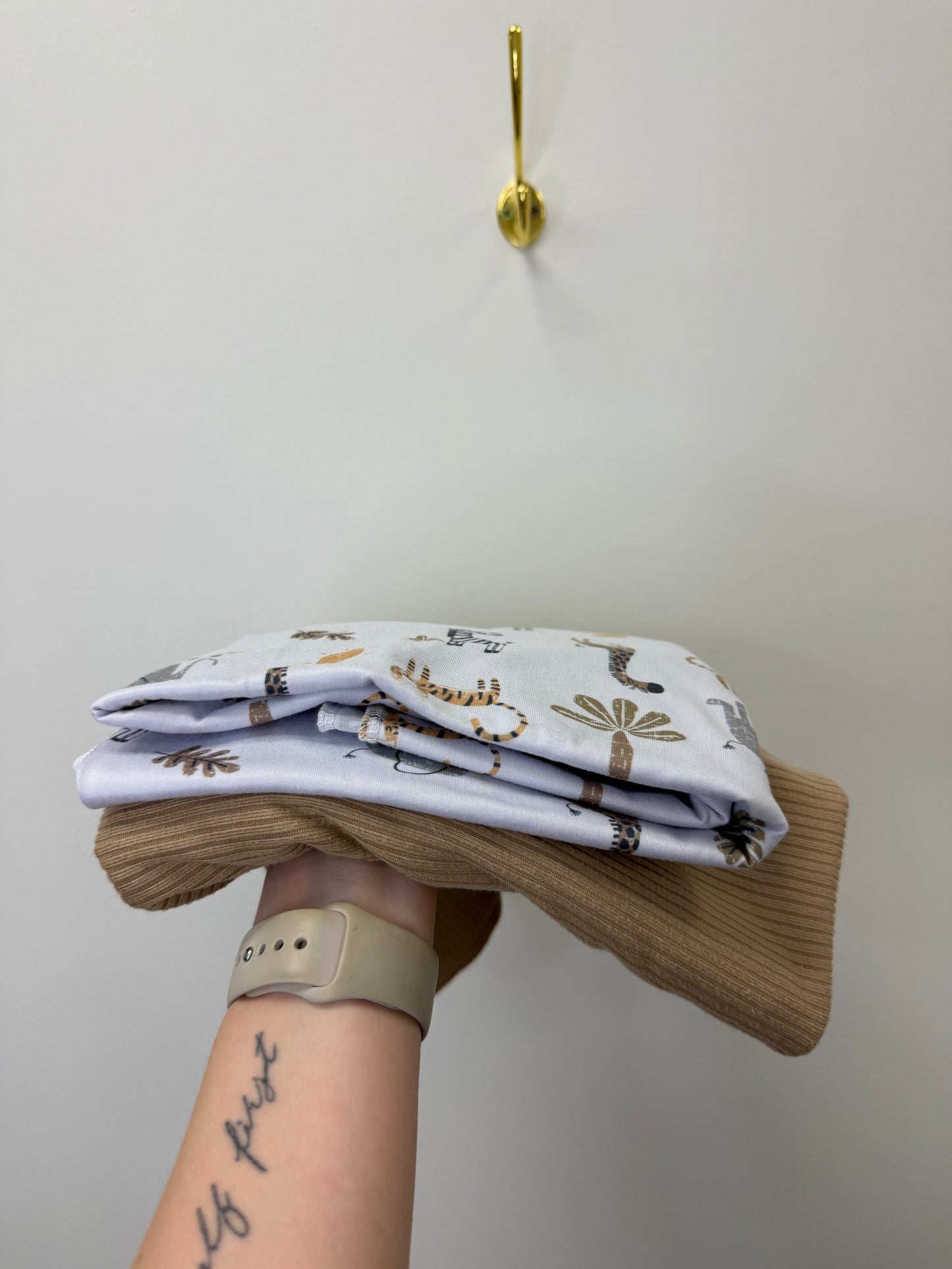ELEPHANT & CASTLE 2 PIECE SET