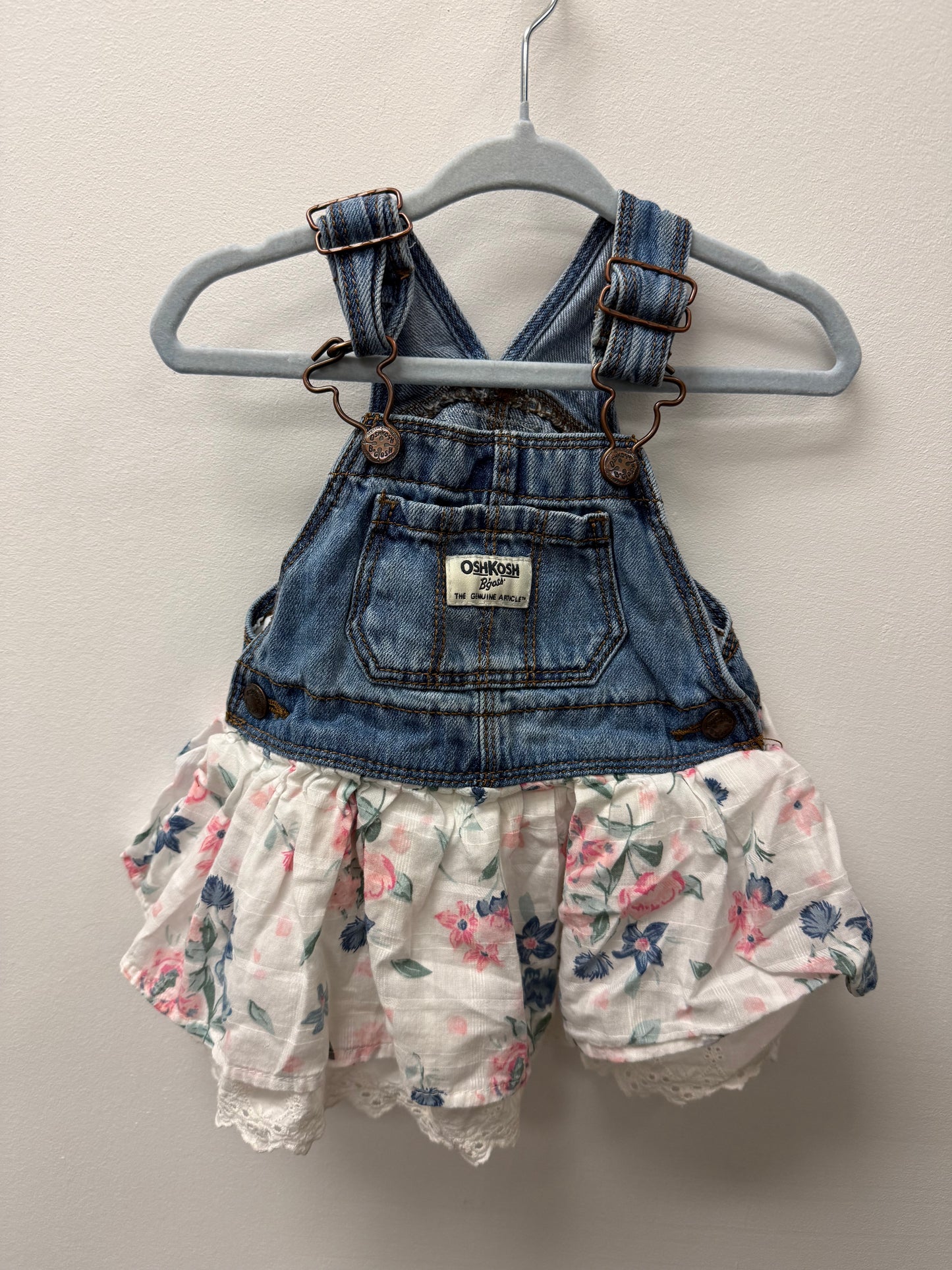 OSHKOSH SKIRTALL SIZE 6-9M