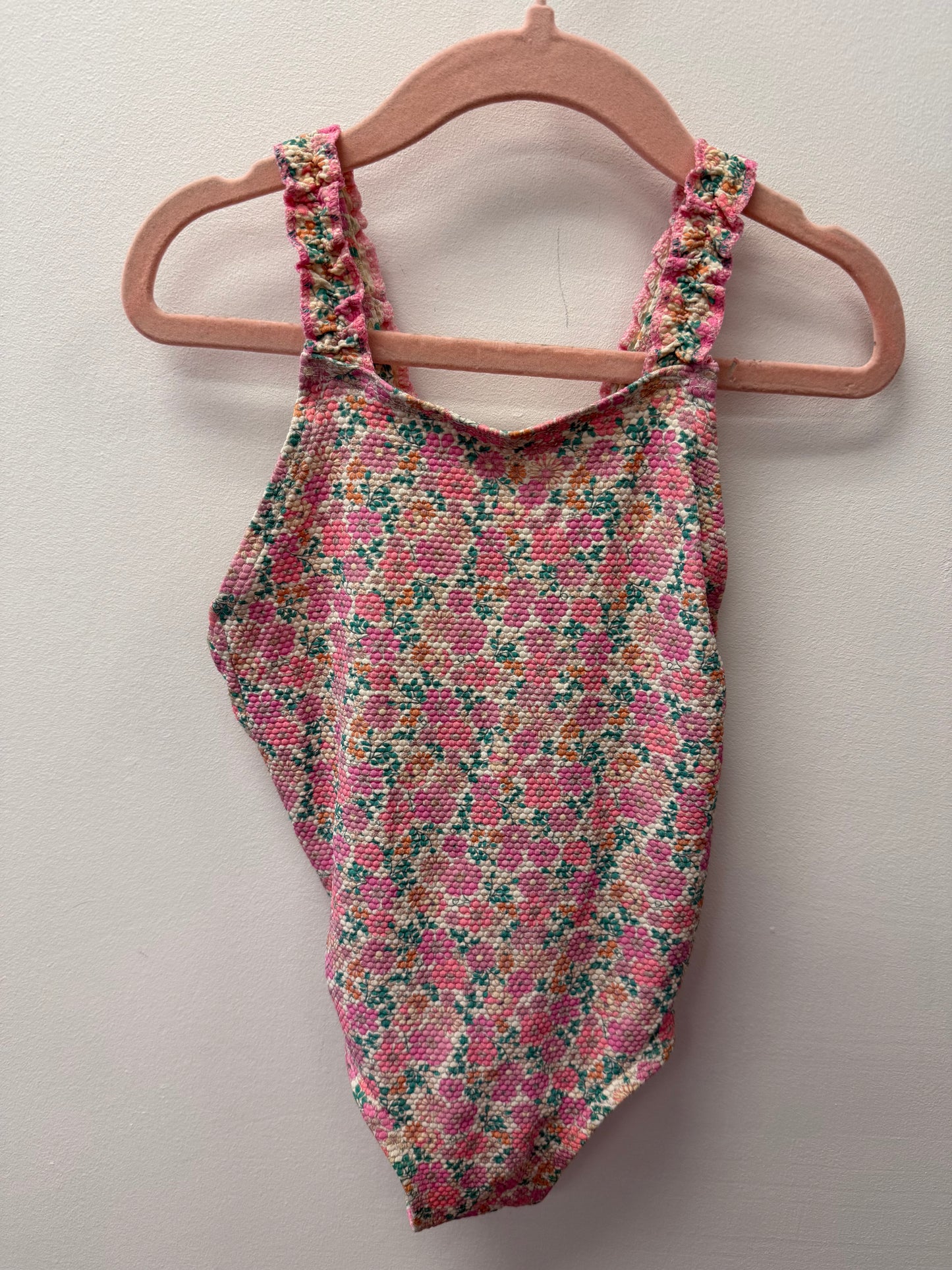 OLD NAVY RIBBED BATHING SUIT SIZE 5T