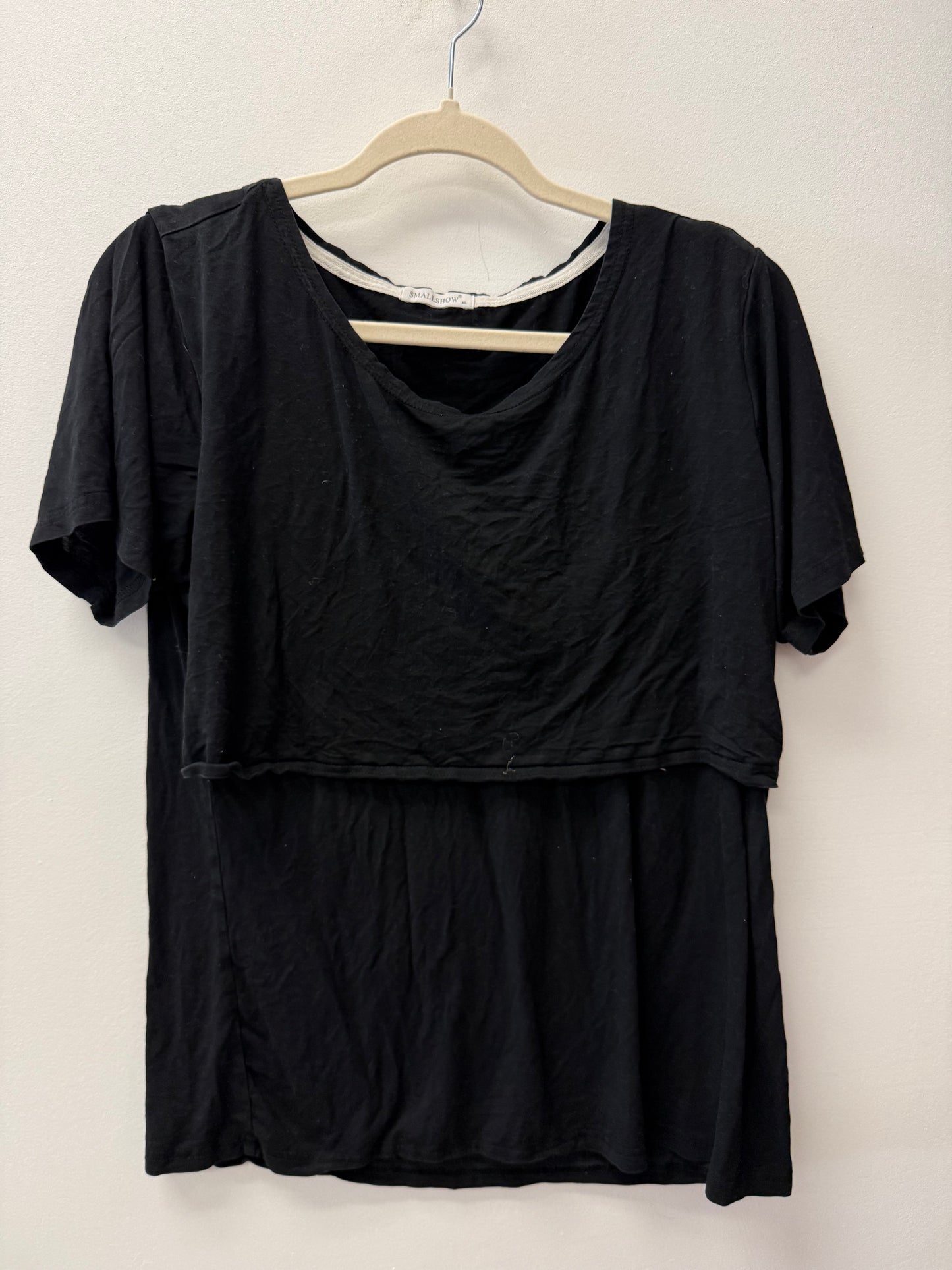 SMALLSHOW BLACK NURSING TOP SIZE XL