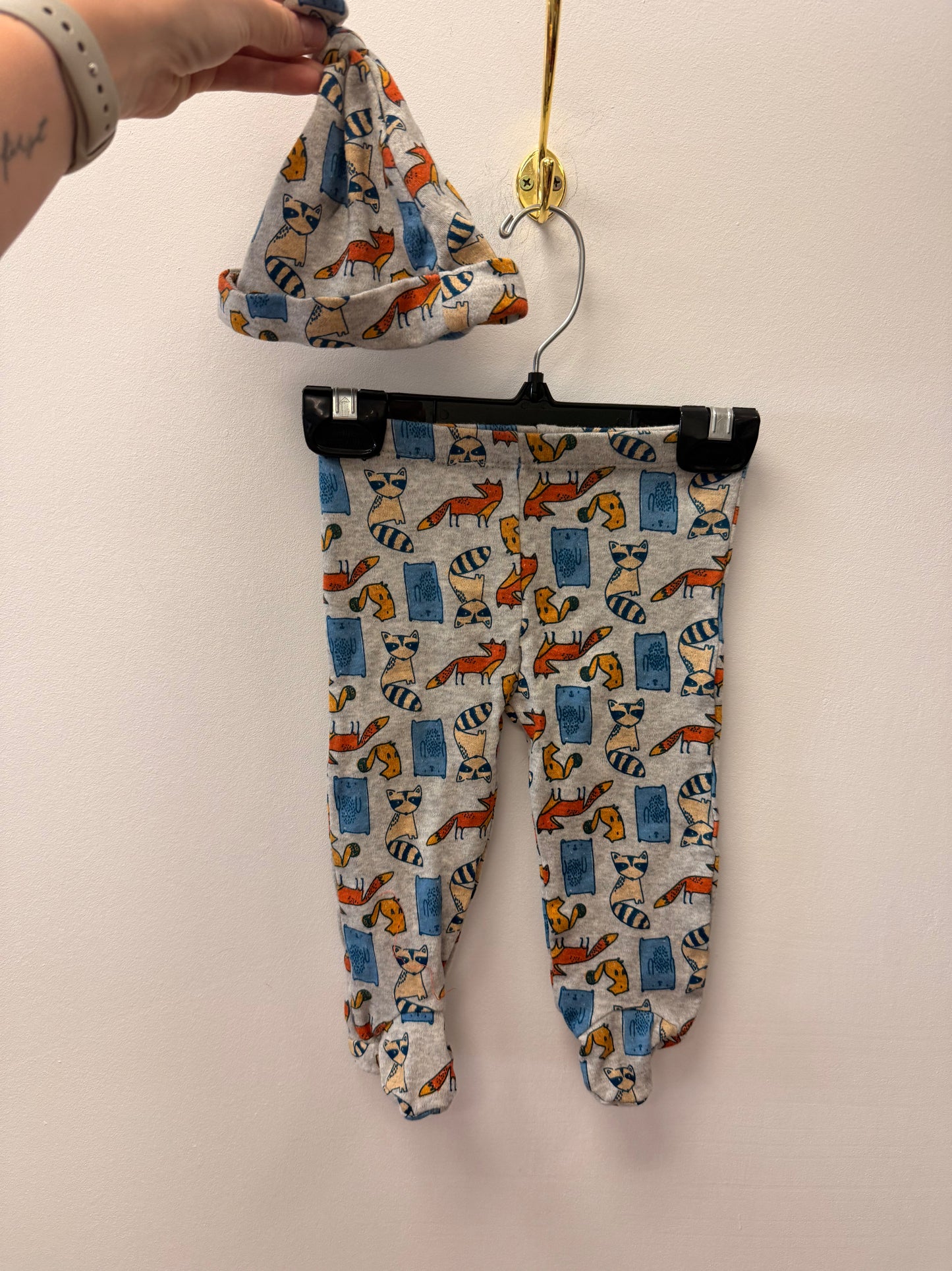 BABY MODE PANTS & TOQUE SIZE 6-9M