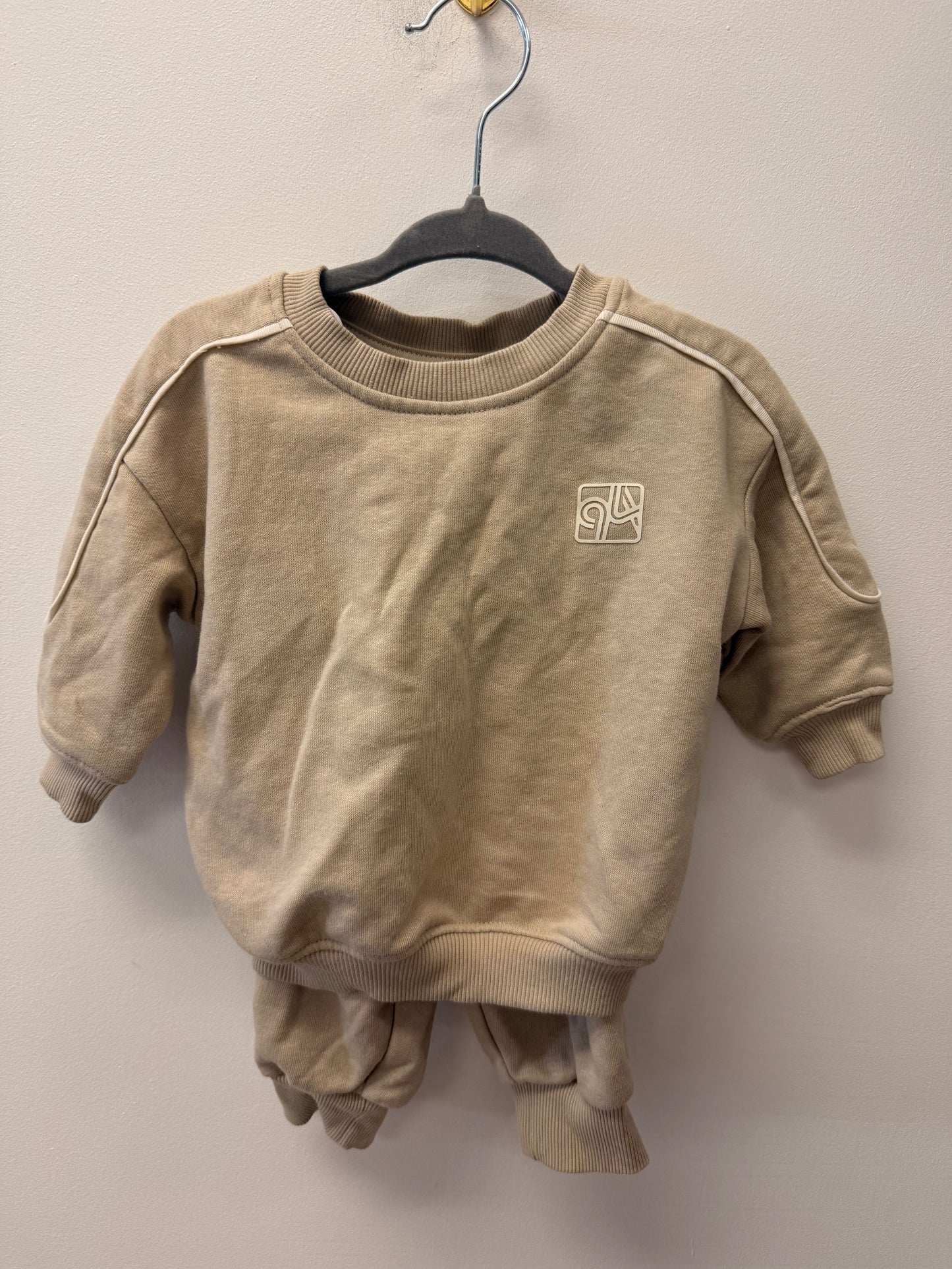 GEORGE BEIGE TRACKSUIT SIZE 3-6M