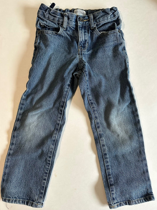 *Play* Children's Place, Straight Jeans - Size 5