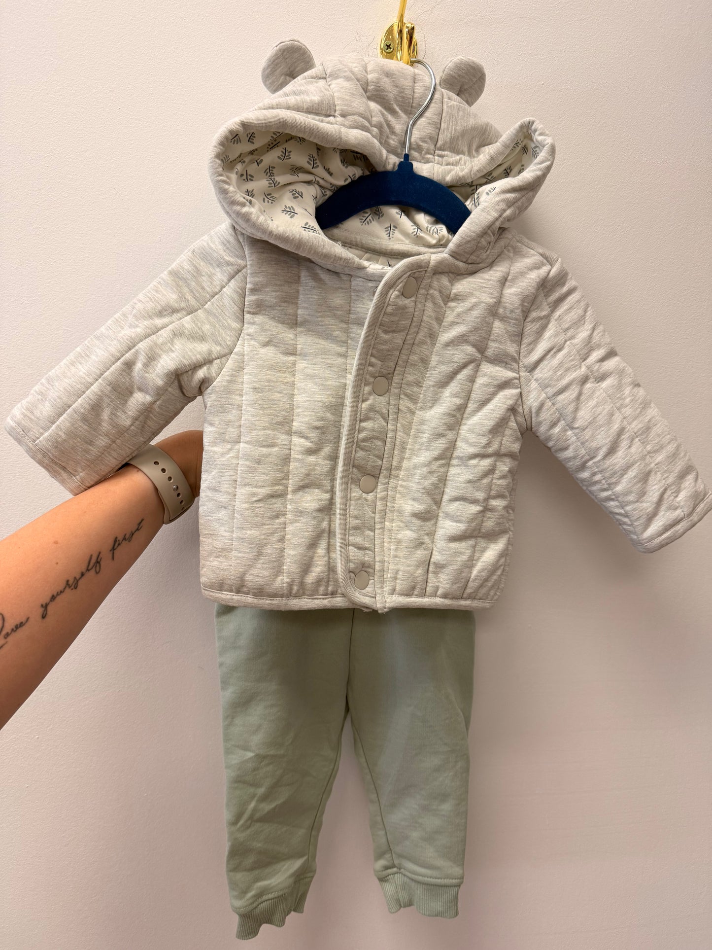NWOT MAX STUDIO REVERSIBLE 2 PIECE SET SIZE 3-6M