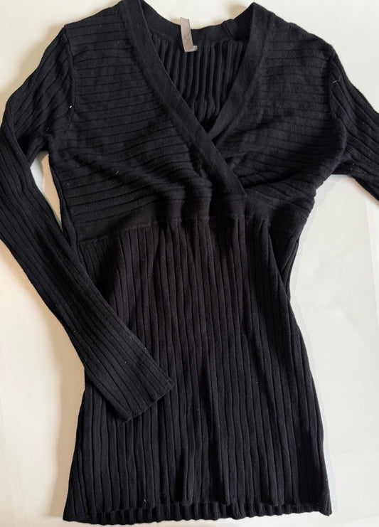 Thyme, Black Ribbed Maternity Sweater - Size Large