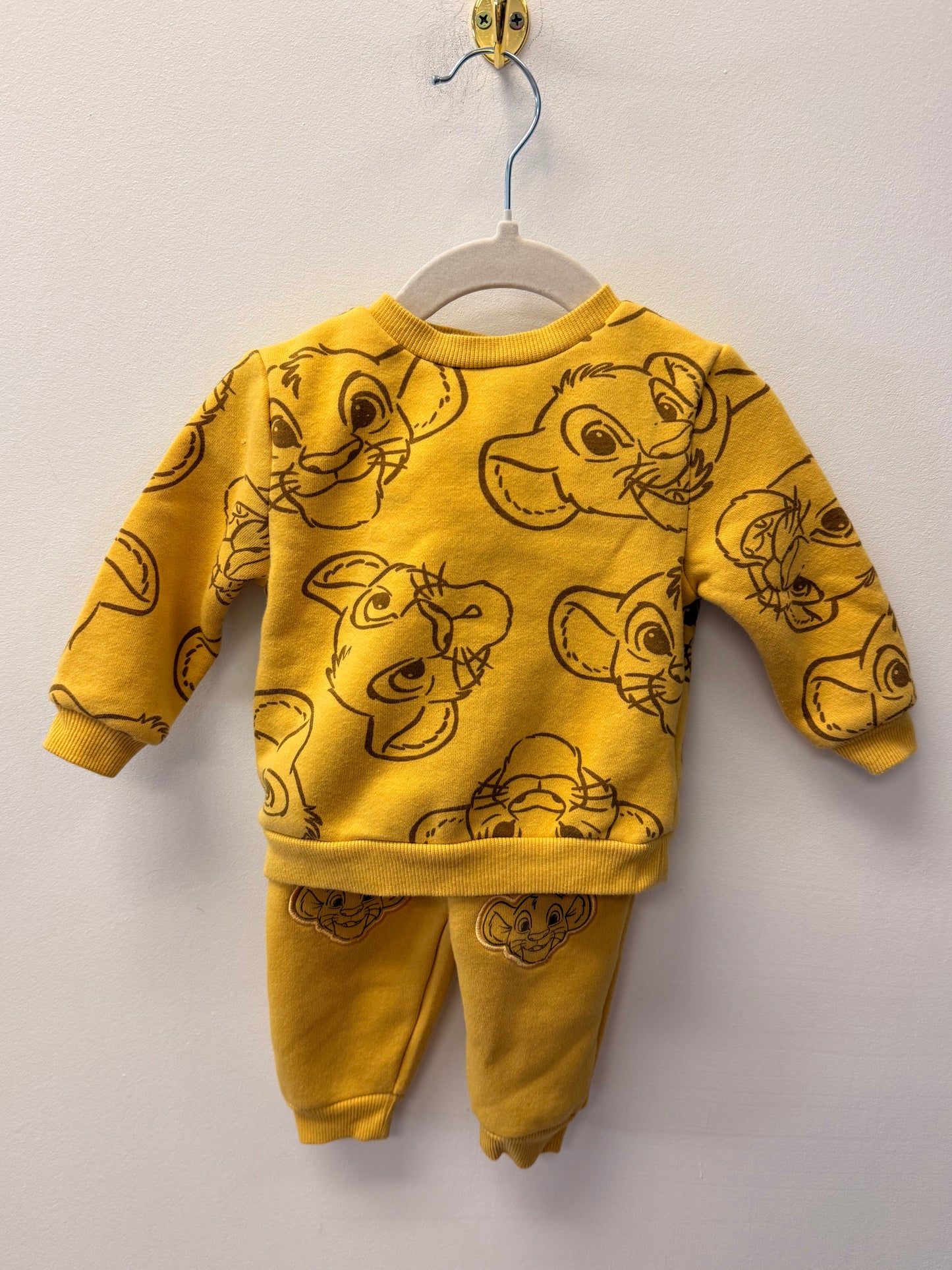 JOE FRESH LION KING SWEATSUIT SIZE 3-6M