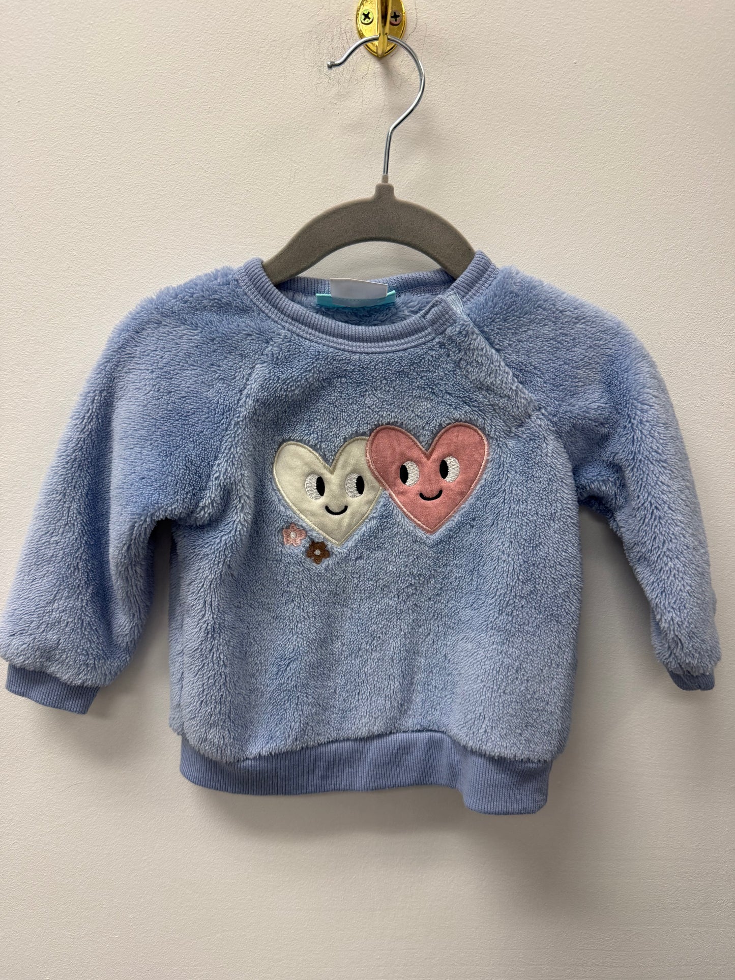PEKKLE HEART SWEATER SIZE 6M