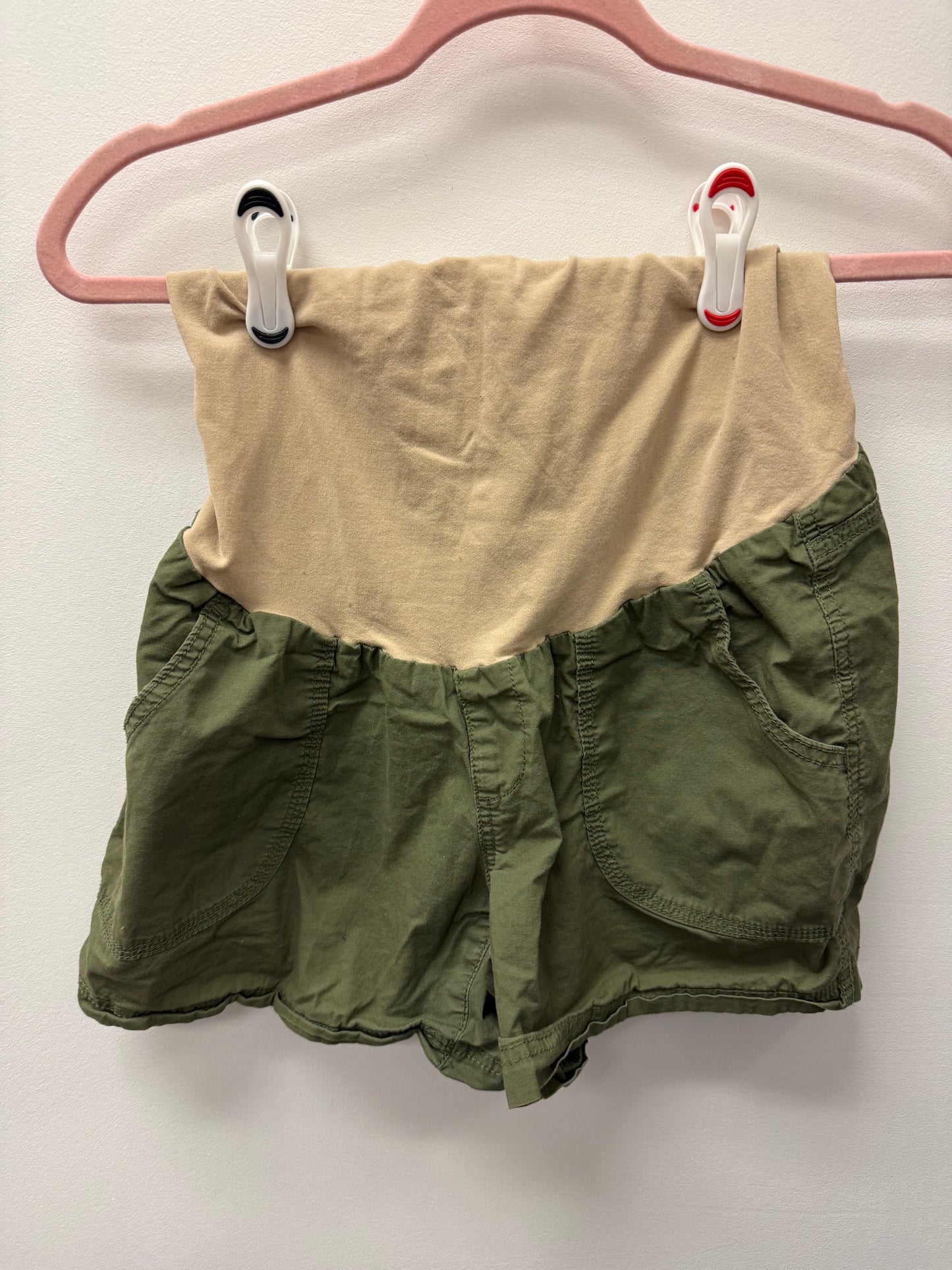 MOTHERHOOD MATERNITY SHORTS SIZE SMALL