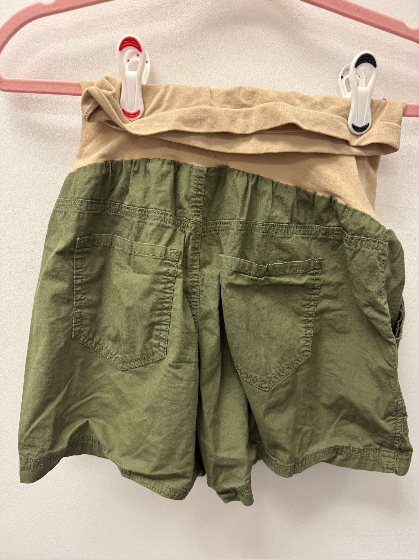 MOTHERHOOD MATERNITY SHORTS SIZE SMALL