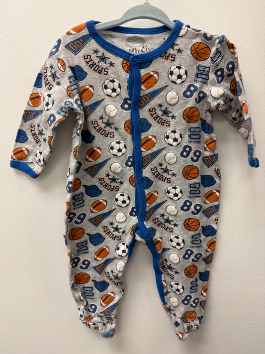 BABY OOGA SPORTS SLEEPER SIZE 6-9M