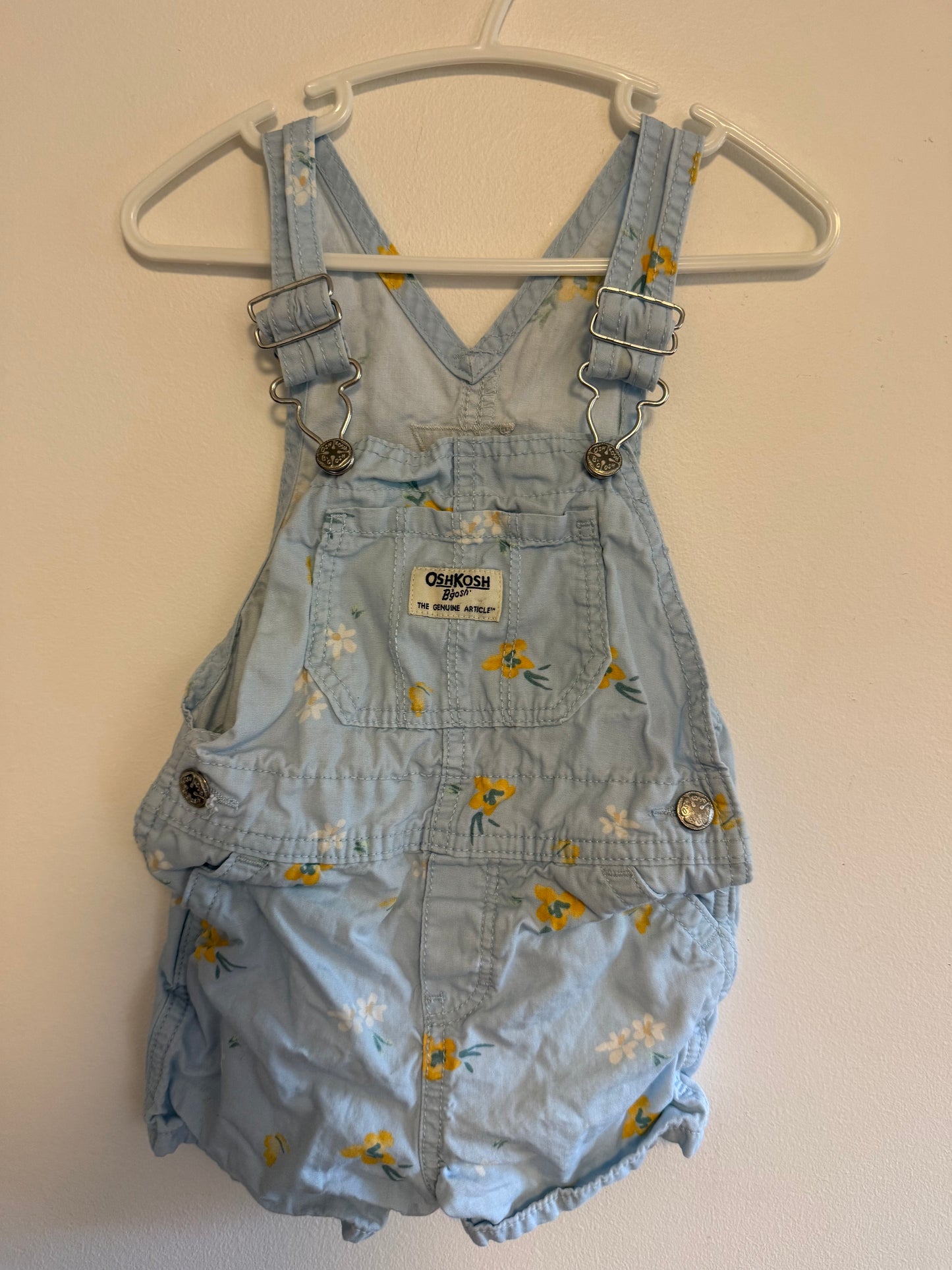 OSHKOSH FLORAL SHORTALLS SIZE 24M