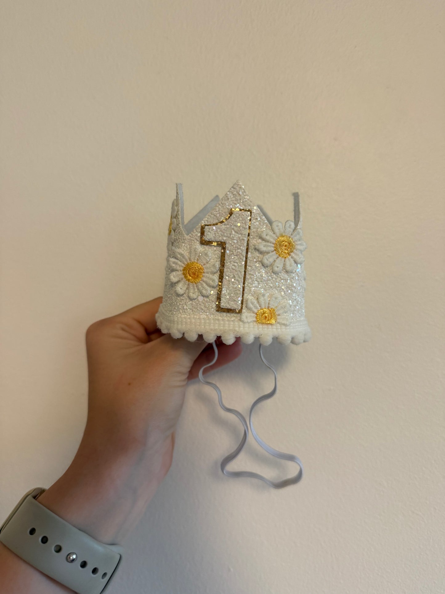FIRST BIRTHDAY DAISY CROWN