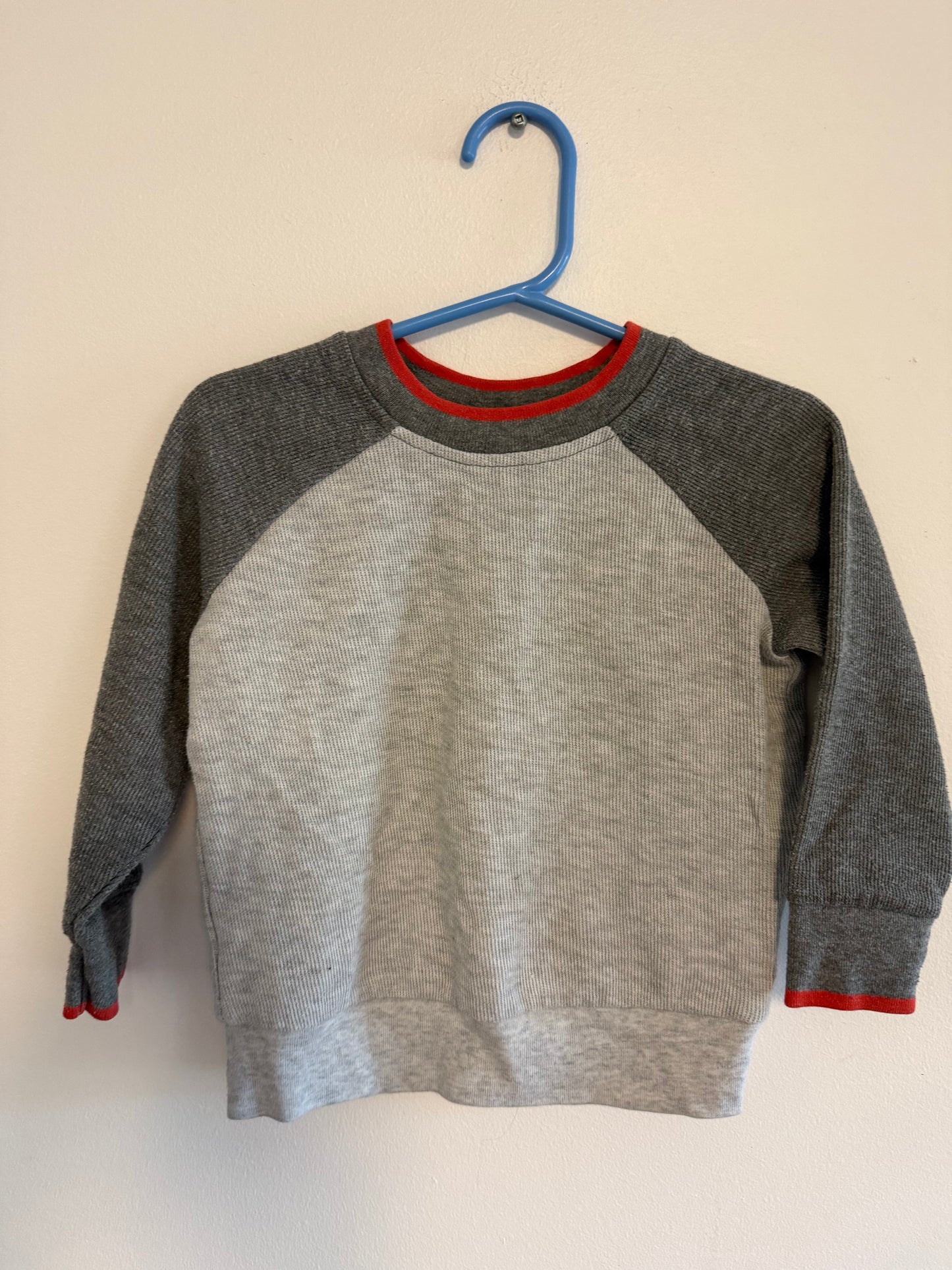 NWOT OLD NAVY GREY SWEATER SIZE 2T