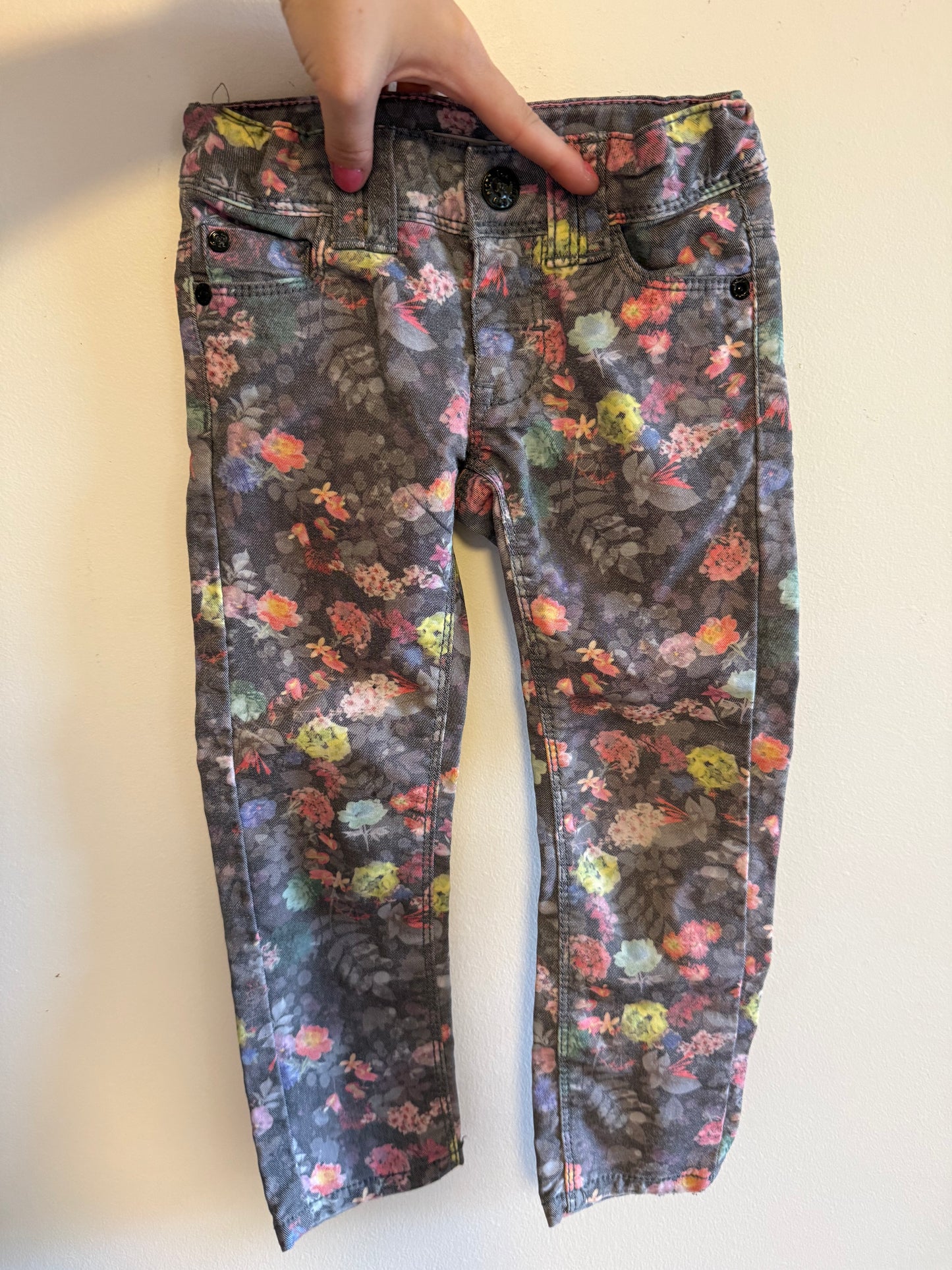 MEXX FLORAL JEANS SIZE 3T