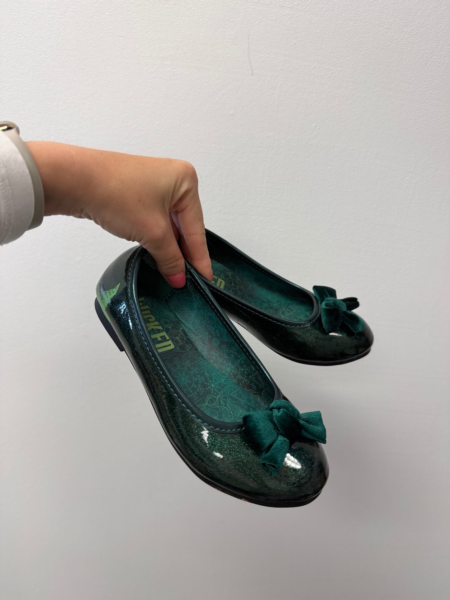 WICKED GREEN SPARKLE SANDALS SIZE 13