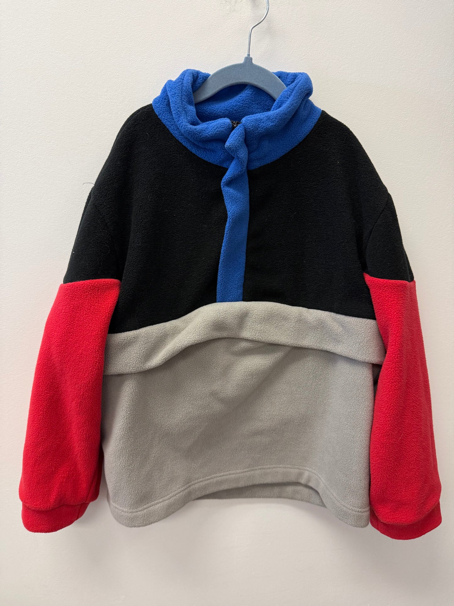 KP & CO FLEECE COLORBLOCK PULLOVER SIZE 7-8