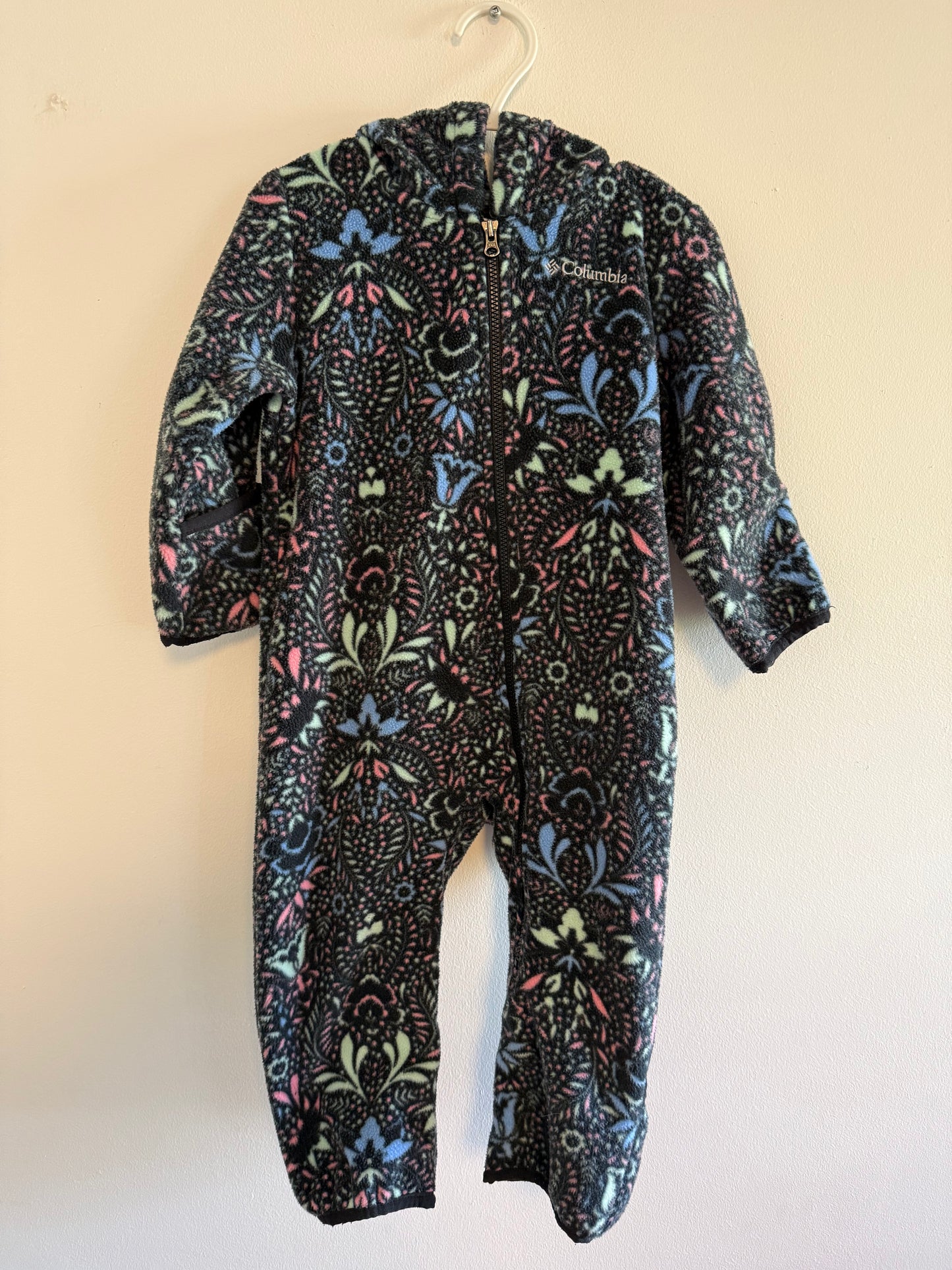 COLUMBIA FLEECE SUIT SIZE 12-18M