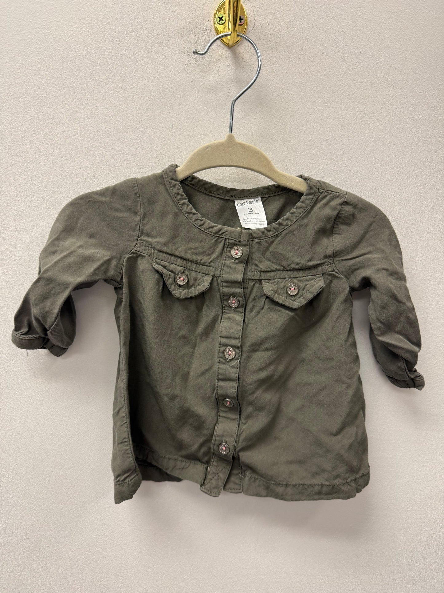 CARTERS GREEN SHIRT SIZE 3M