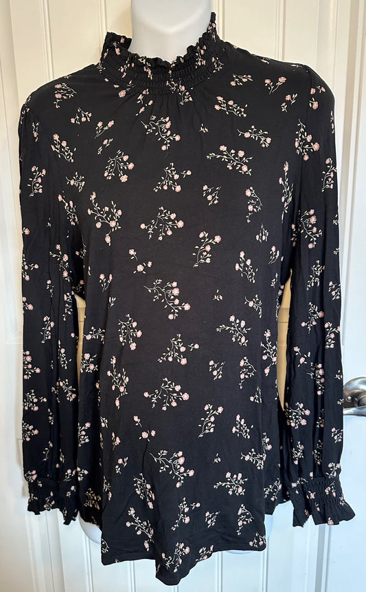 Thyme, Black Flowery Maternity Top - Size Large