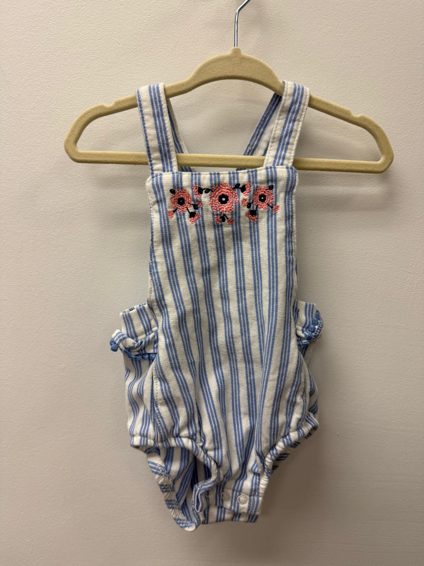 CARTERS FLORAL BUBBLE ROMPER SIZE 9M
