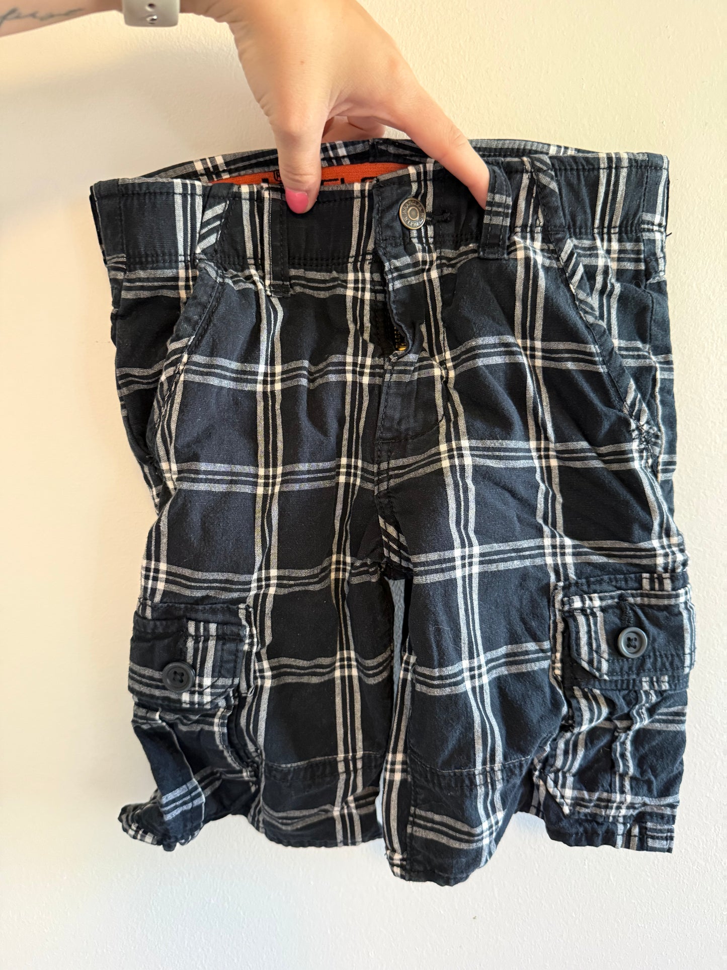WRANGLER SHORTS SIZE 6