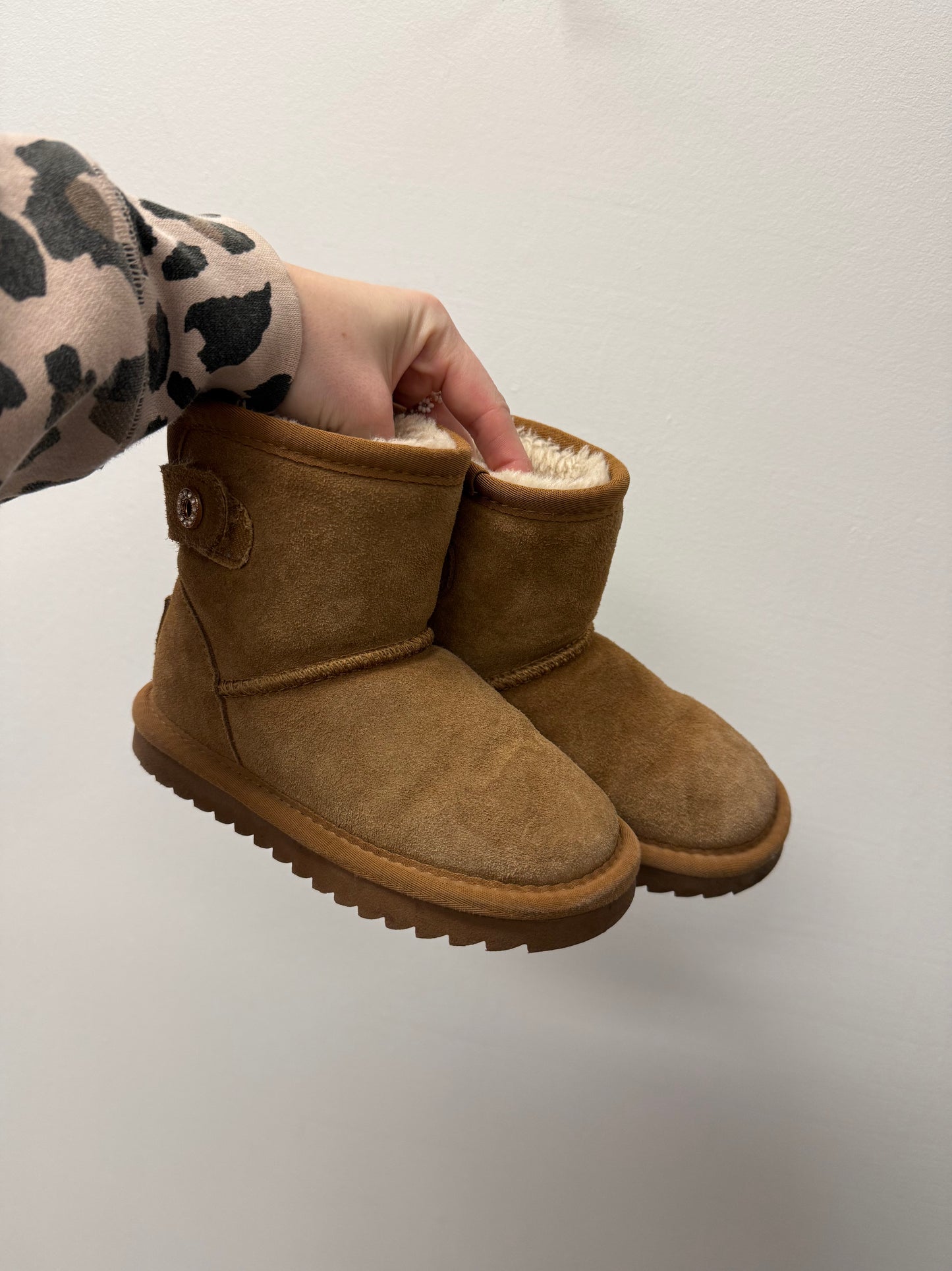 KUIPER BOOTS SIZE 9