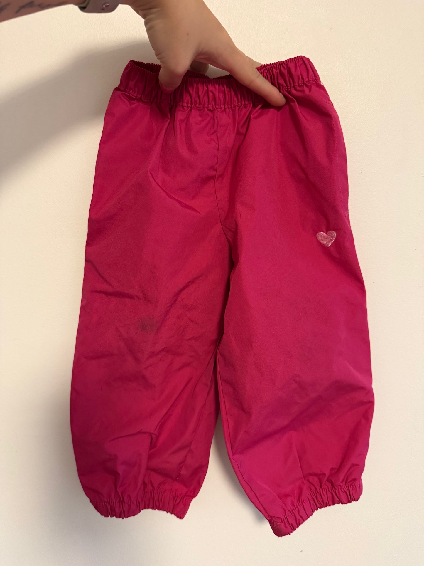 OSHKOSH WET PANTS SIZE 2T (PLAY)